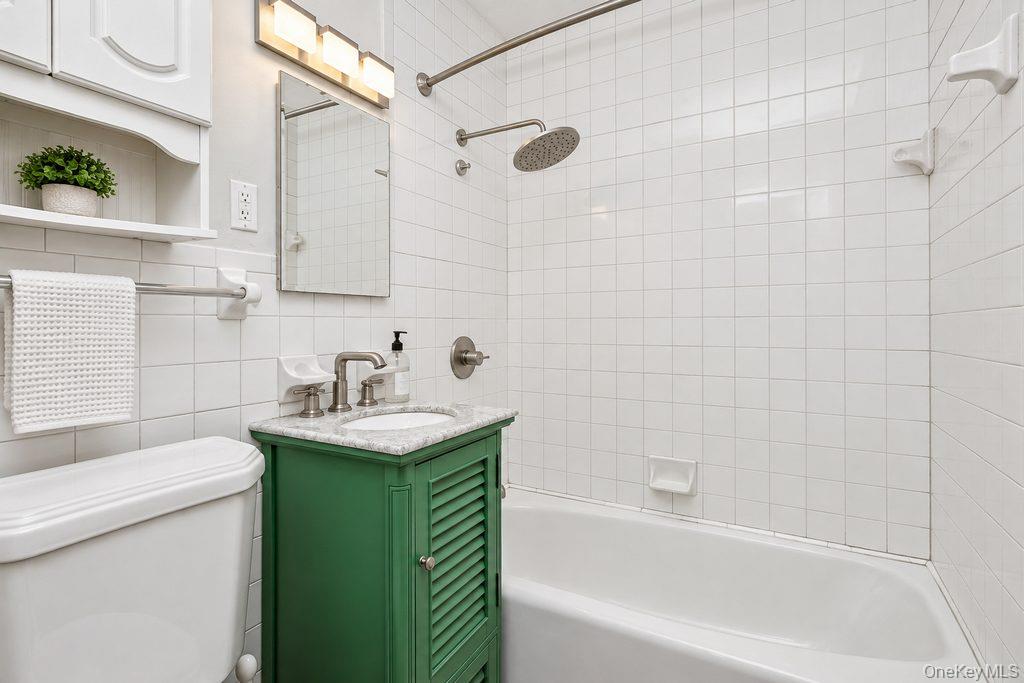 8 Curry Road – For Sale photo 28