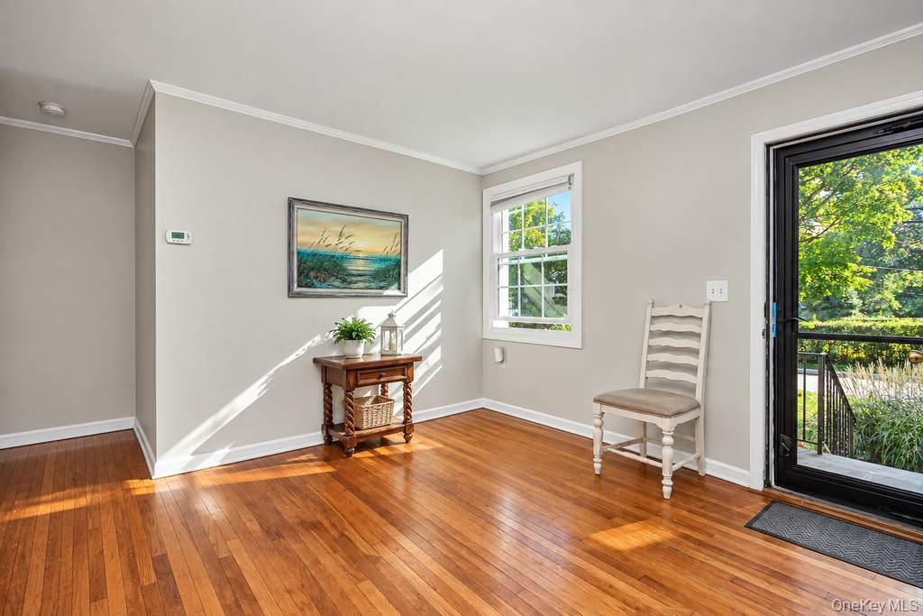 8 Curry Road – For Sale photo 2