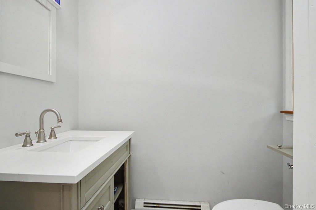 8 Curry Road – For Sale photo 23
