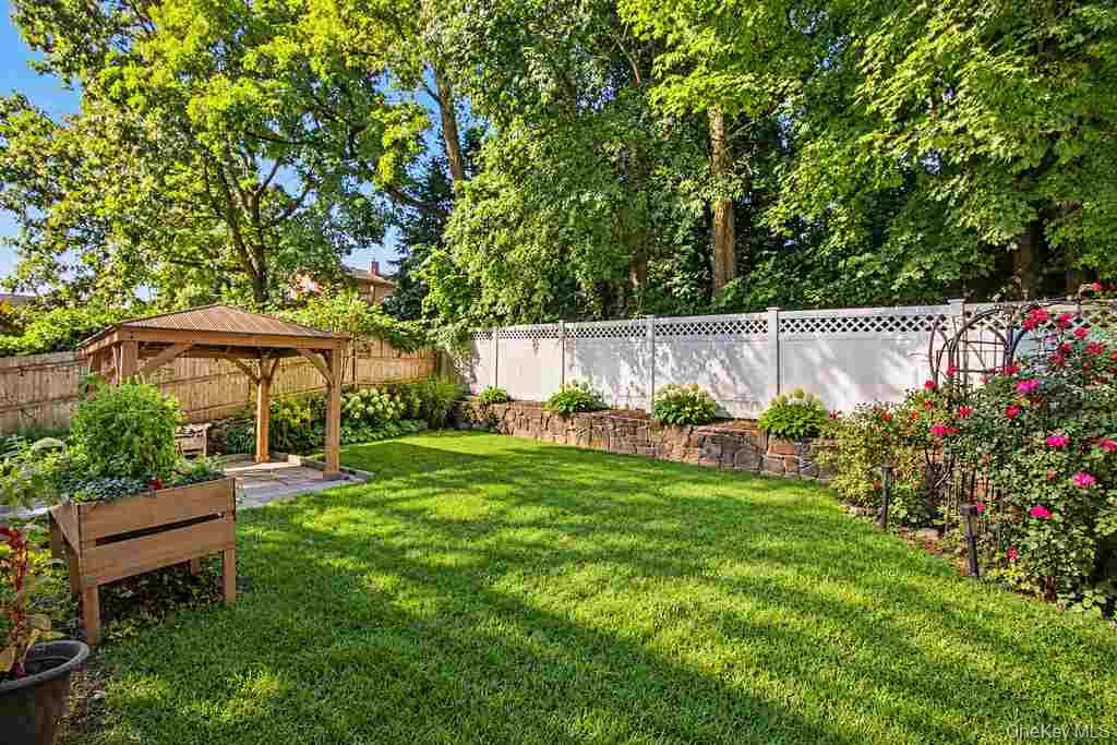 8 Curry Road – For Sale photo 5