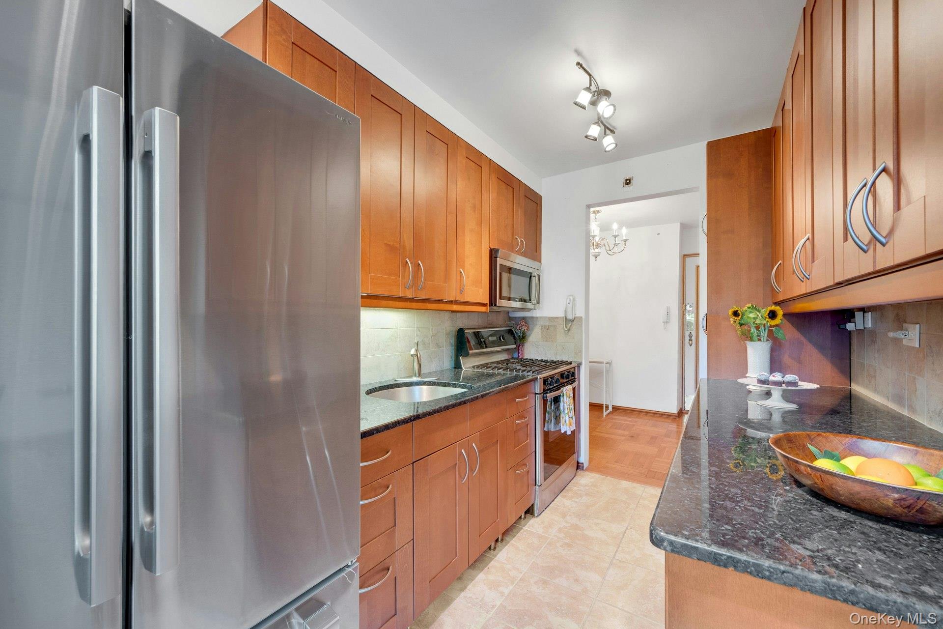735 Kappock Street, Unit 8F photo 4
