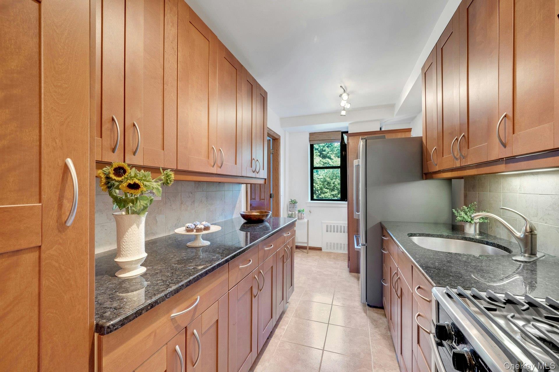 735 Kappock Street, Unit 8F