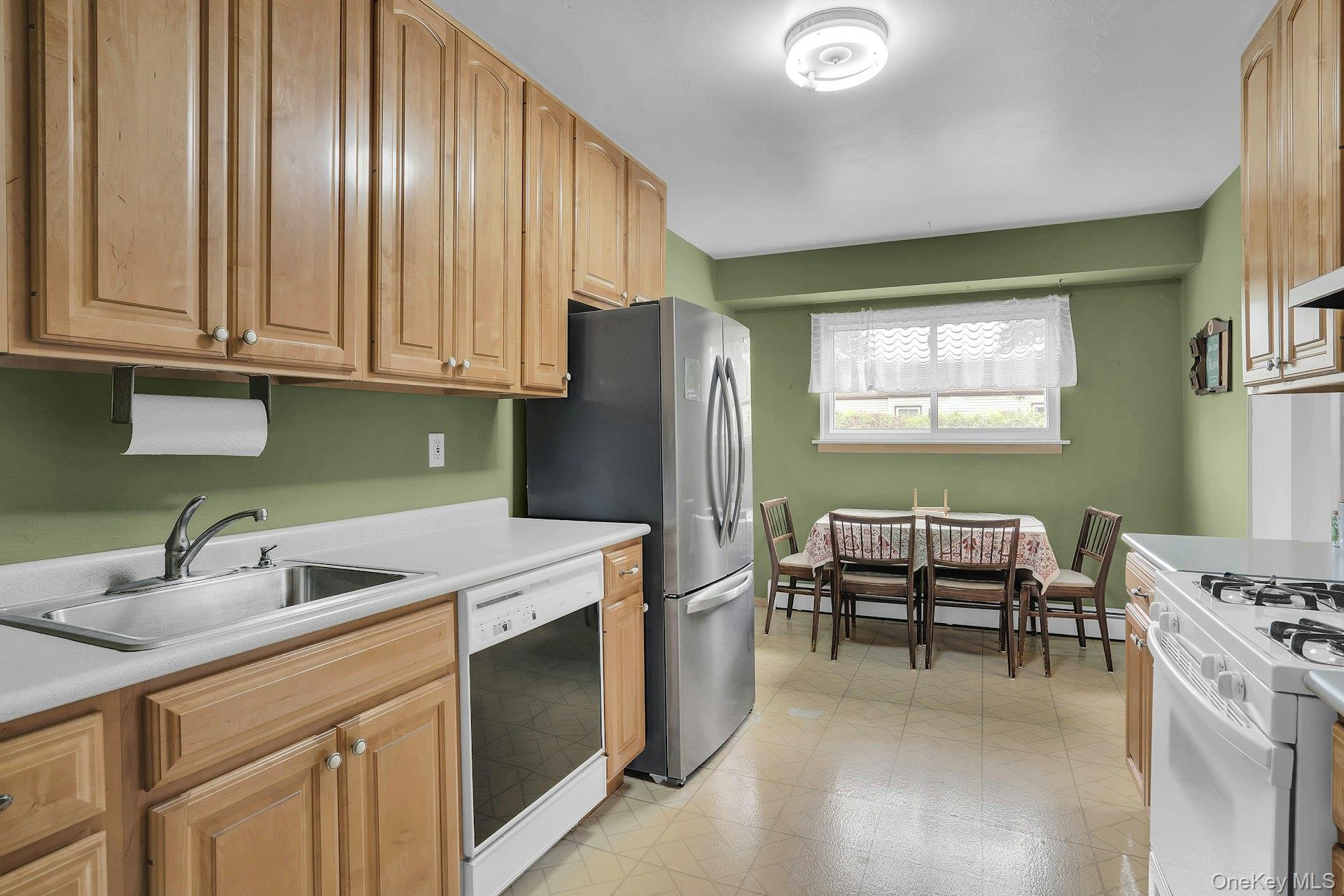 206 Alkier Street – For Sale photo 21