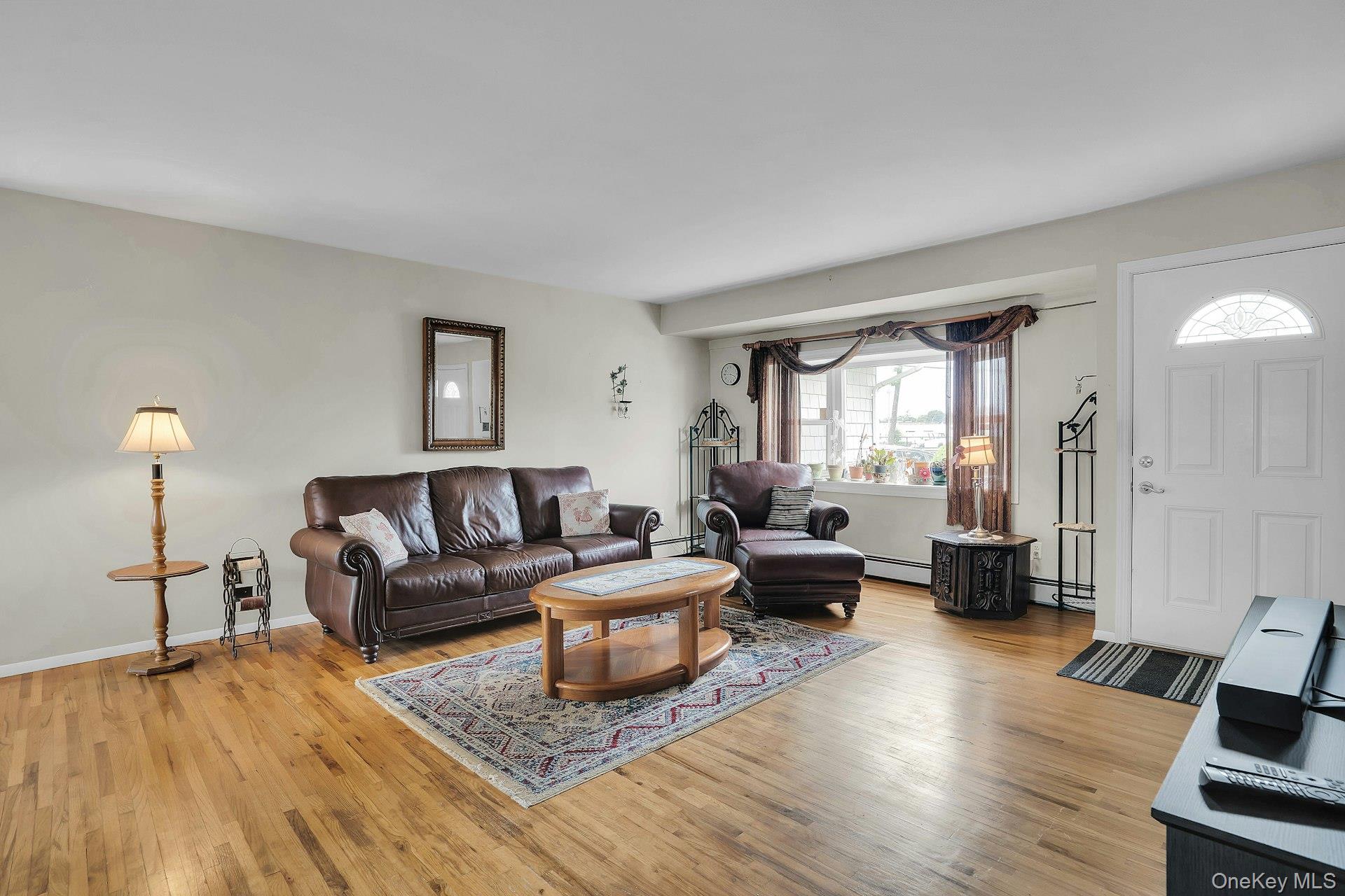 206 Alkier Street – For Sale photo 13