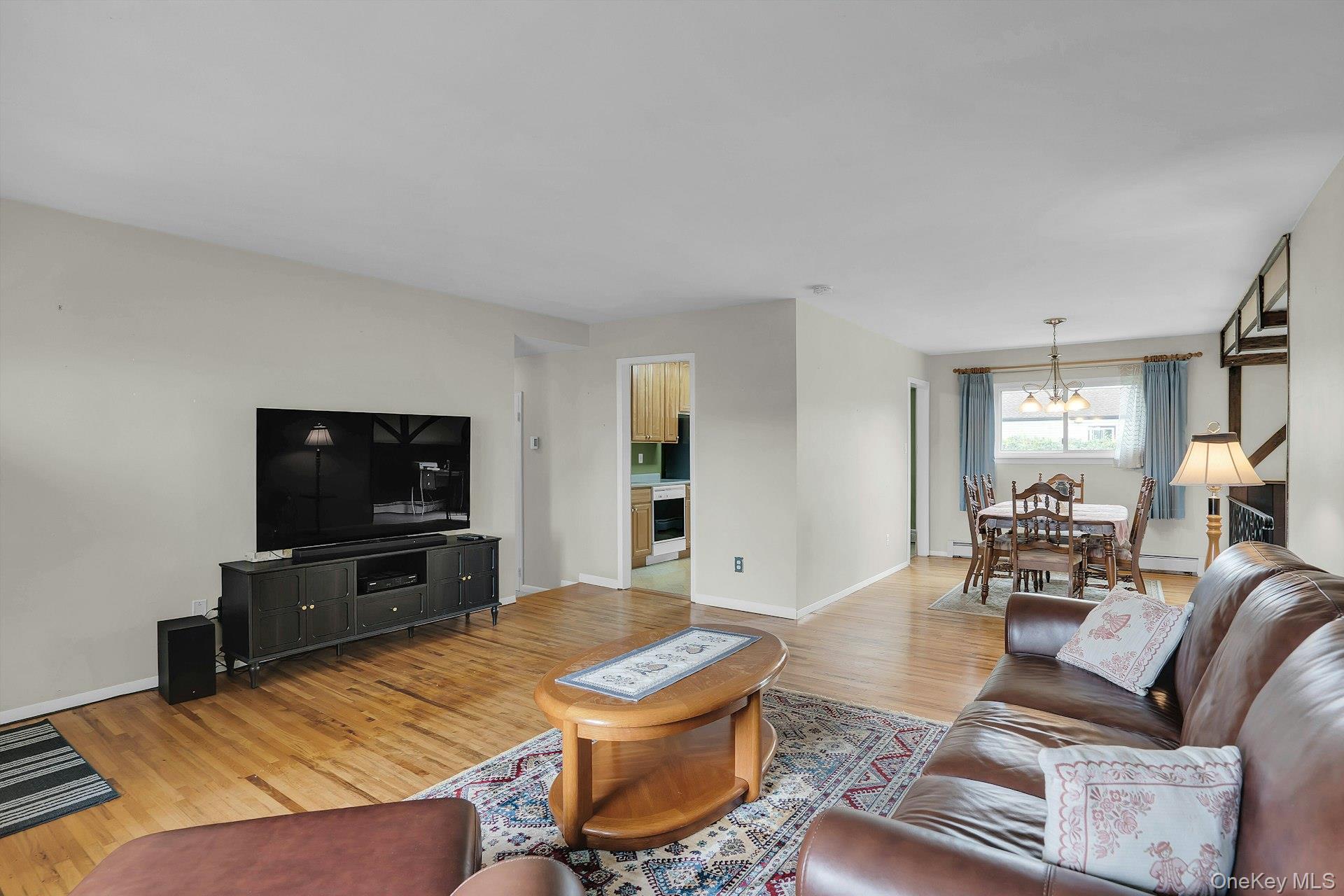 206 Alkier Street – For Sale photo 12