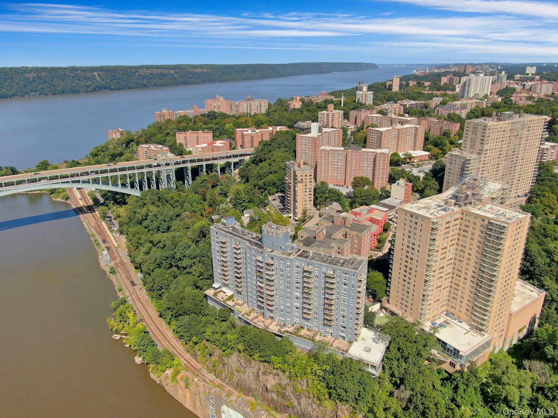 2400 Johnson Avenue, Unit 4G photo 39