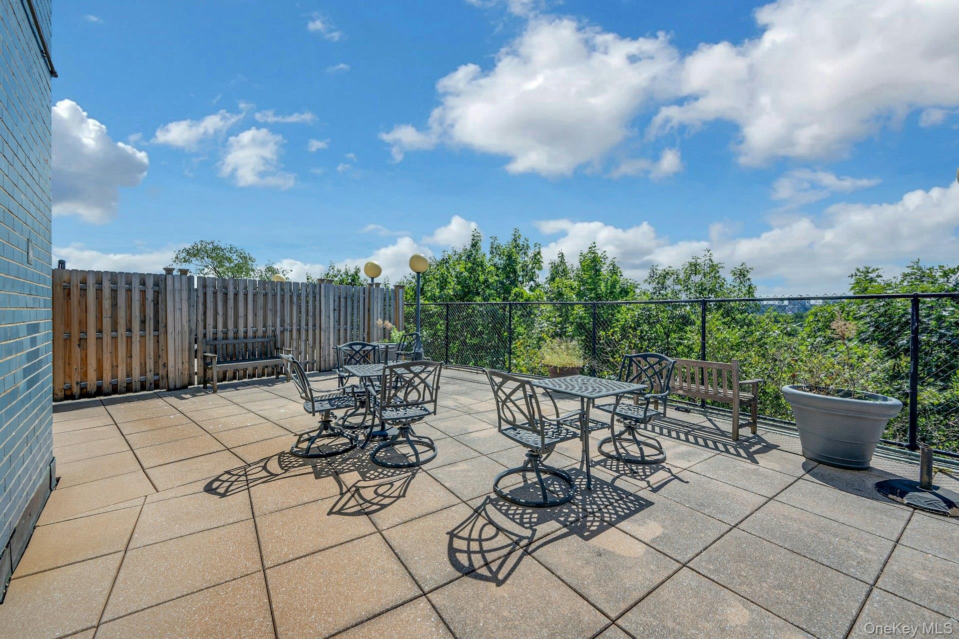 2400 Johnson Avenue, Unit 4G photo 33