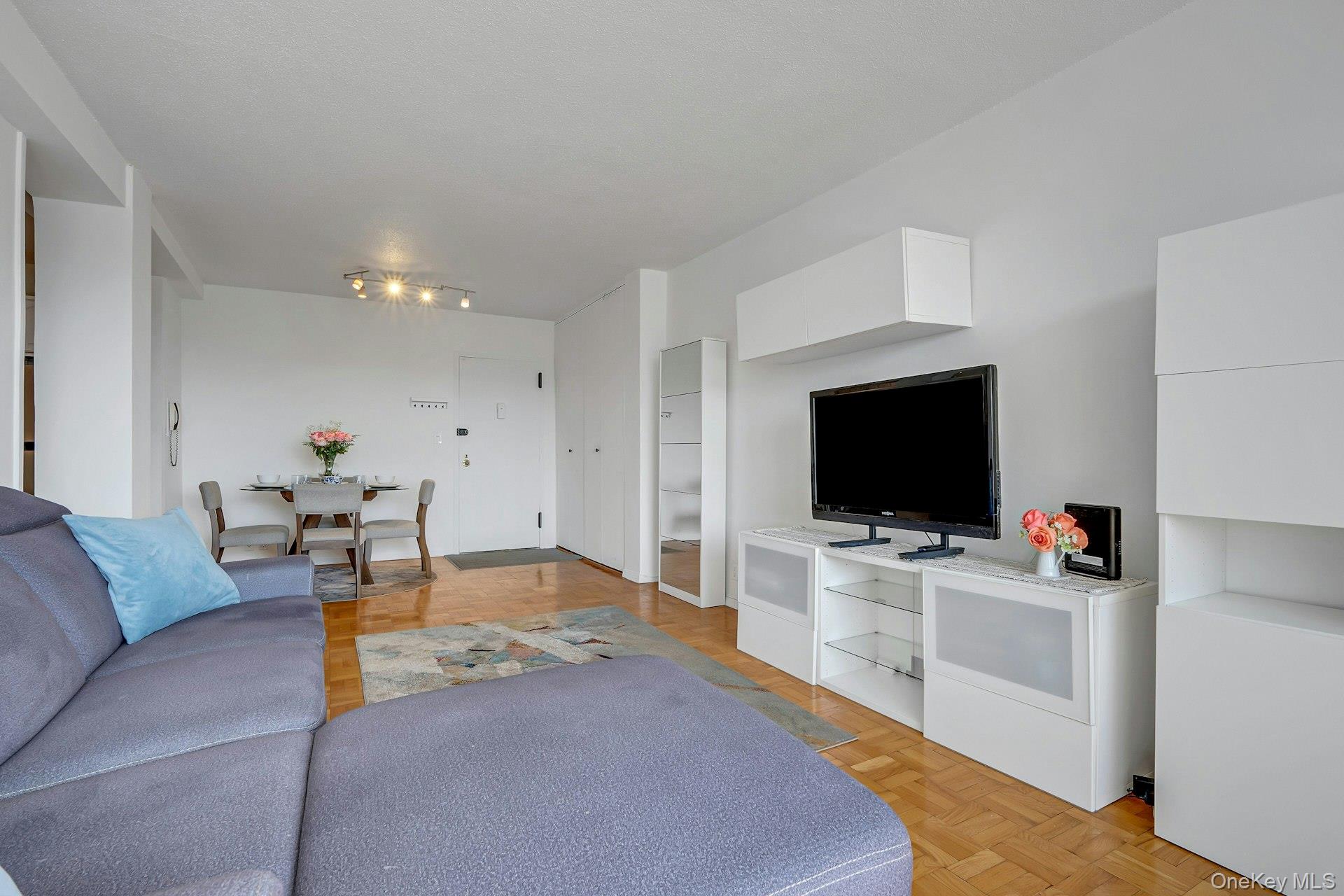 2400 Johnson Avenue, Unit 4G photo 15