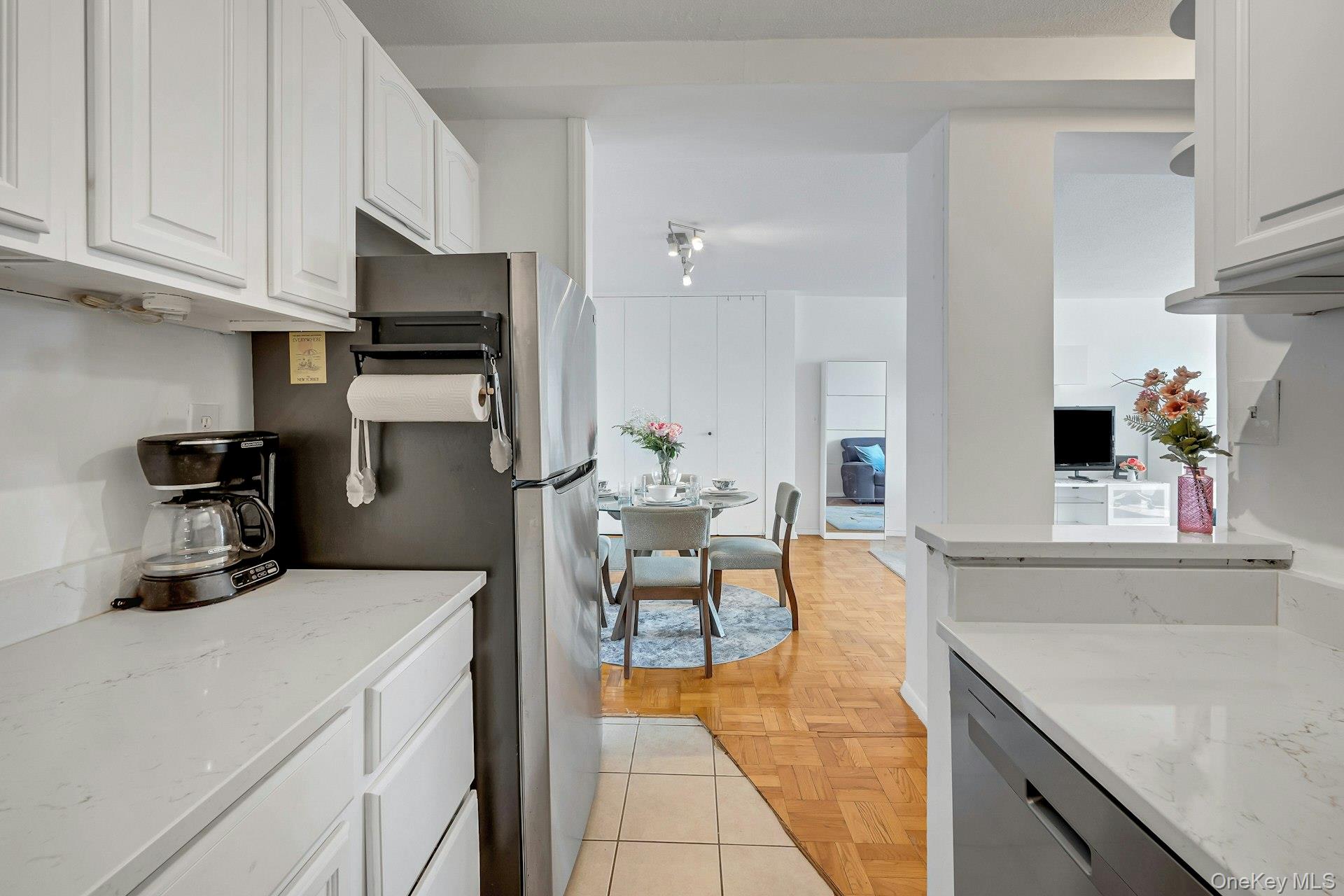 2400 Johnson Avenue, Unit 4G photo 2