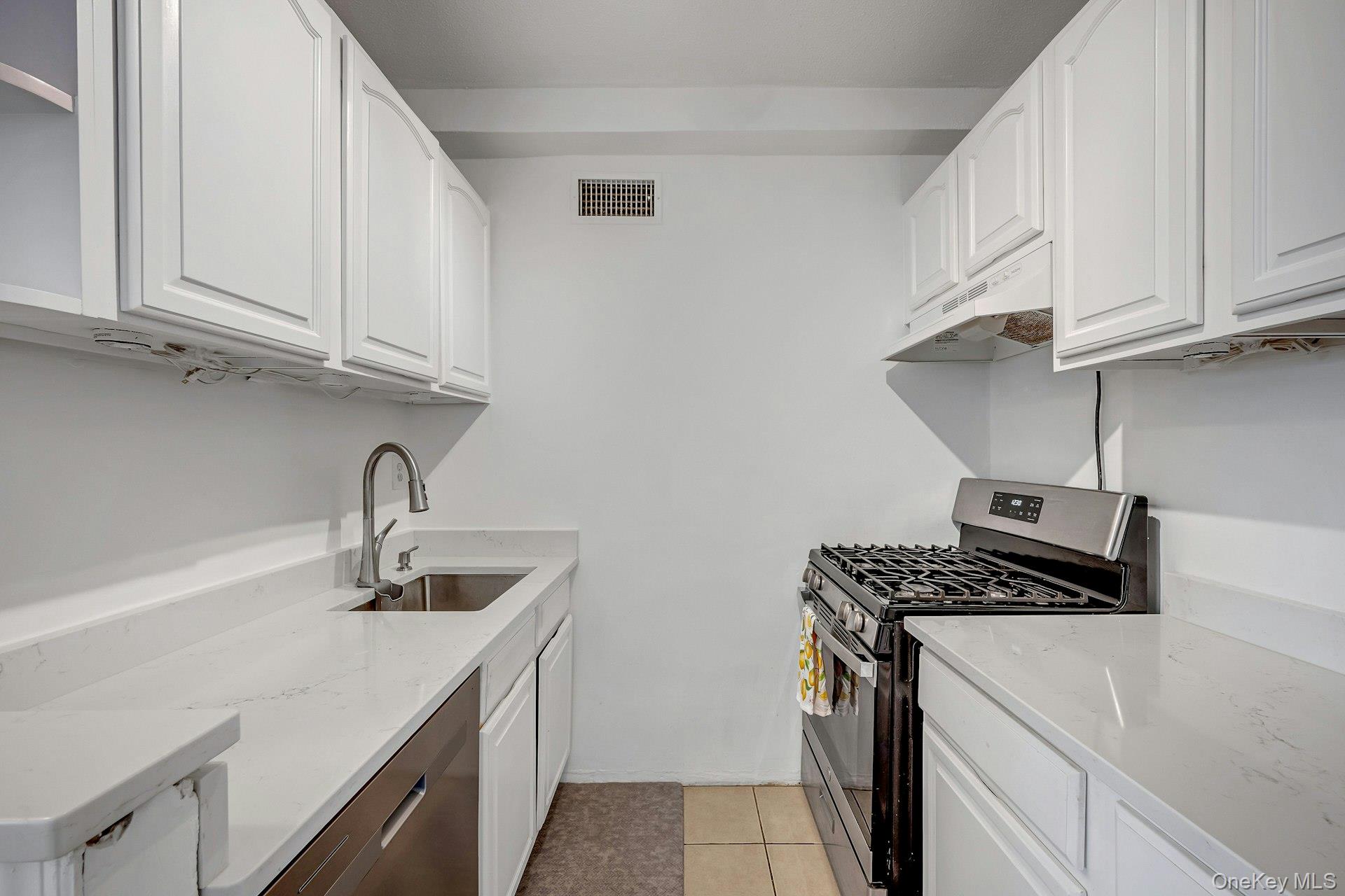2400 Johnson Avenue, Unit 4G photo 4