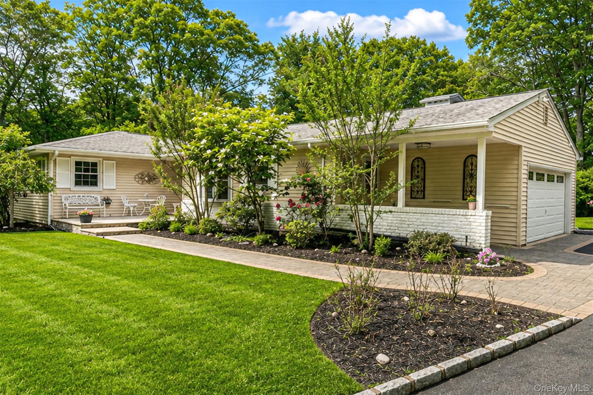 15 Cliff Road – For Sale