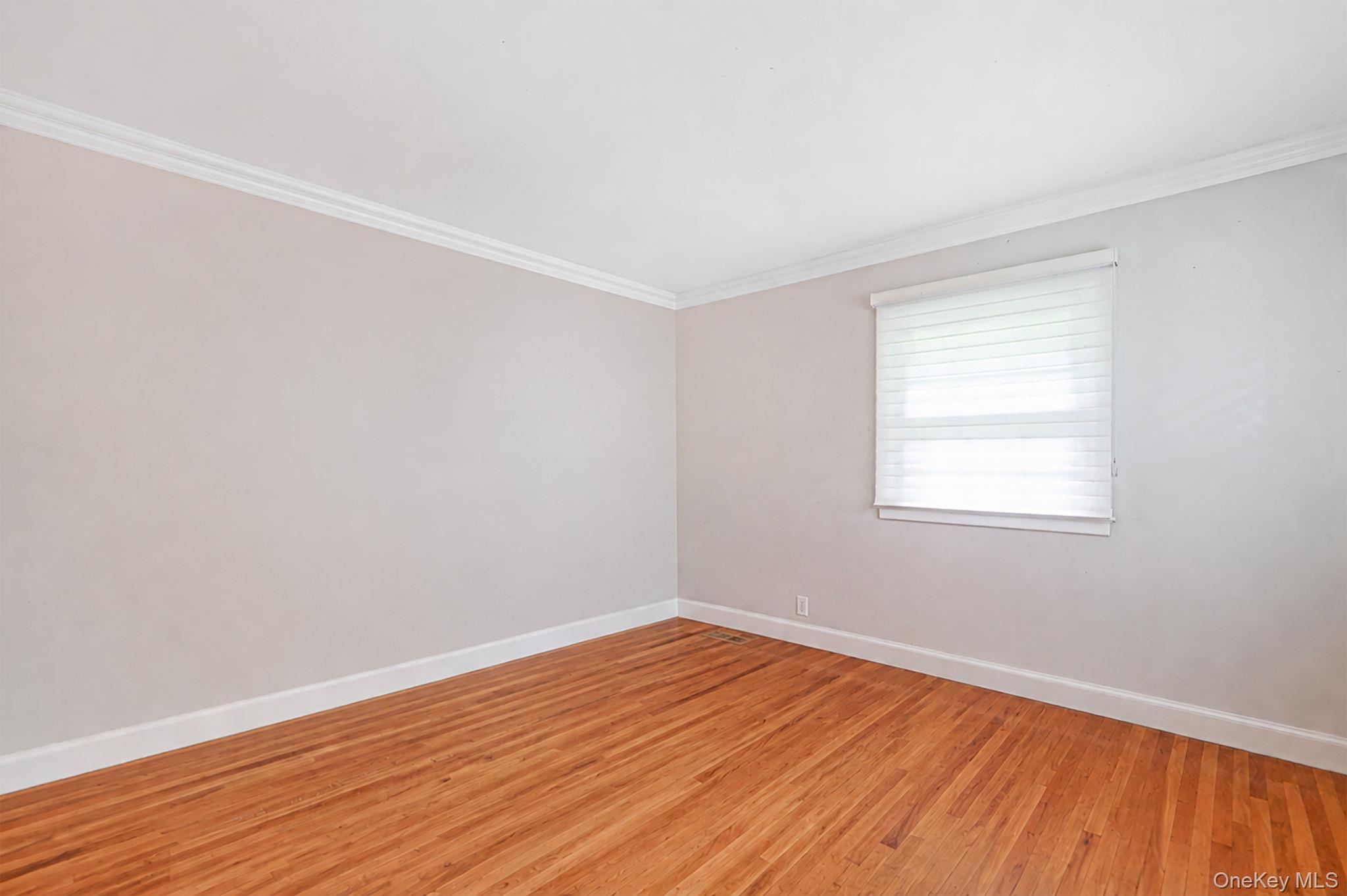 15 Cliff Road – For Sale photo 17