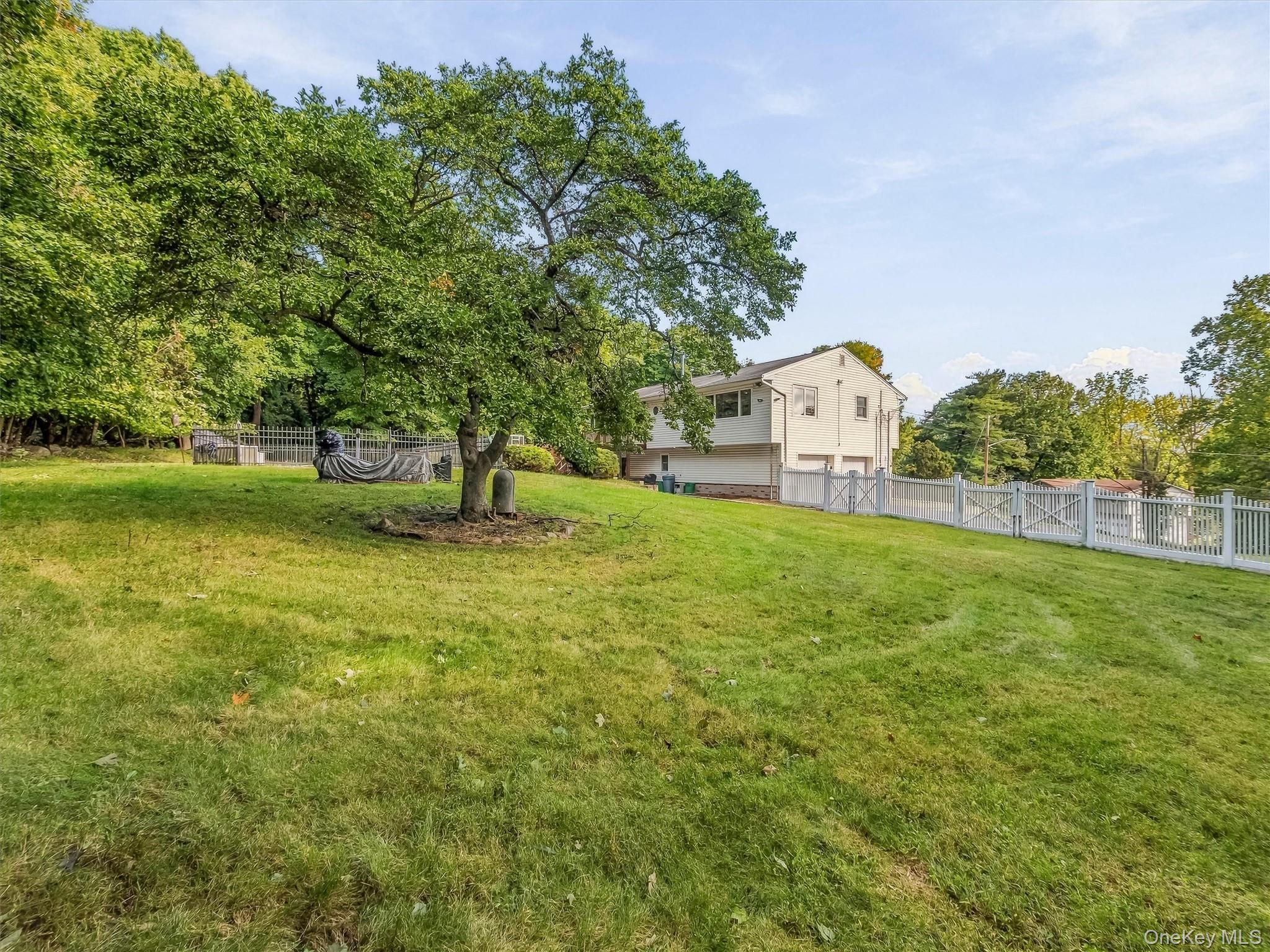 58 Regina Road – For Sale photo 41