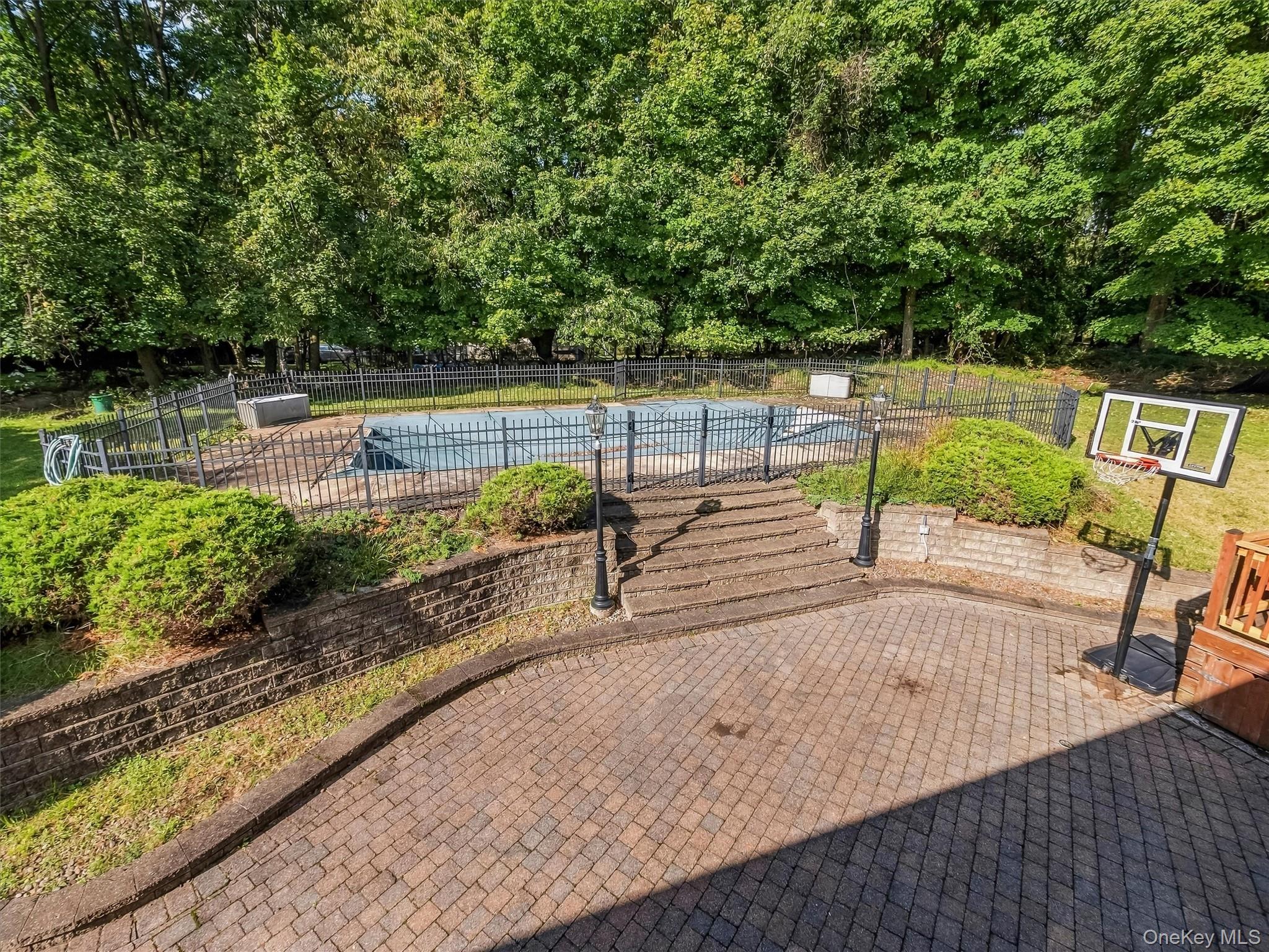 58 Regina Road – For Sale photo 33