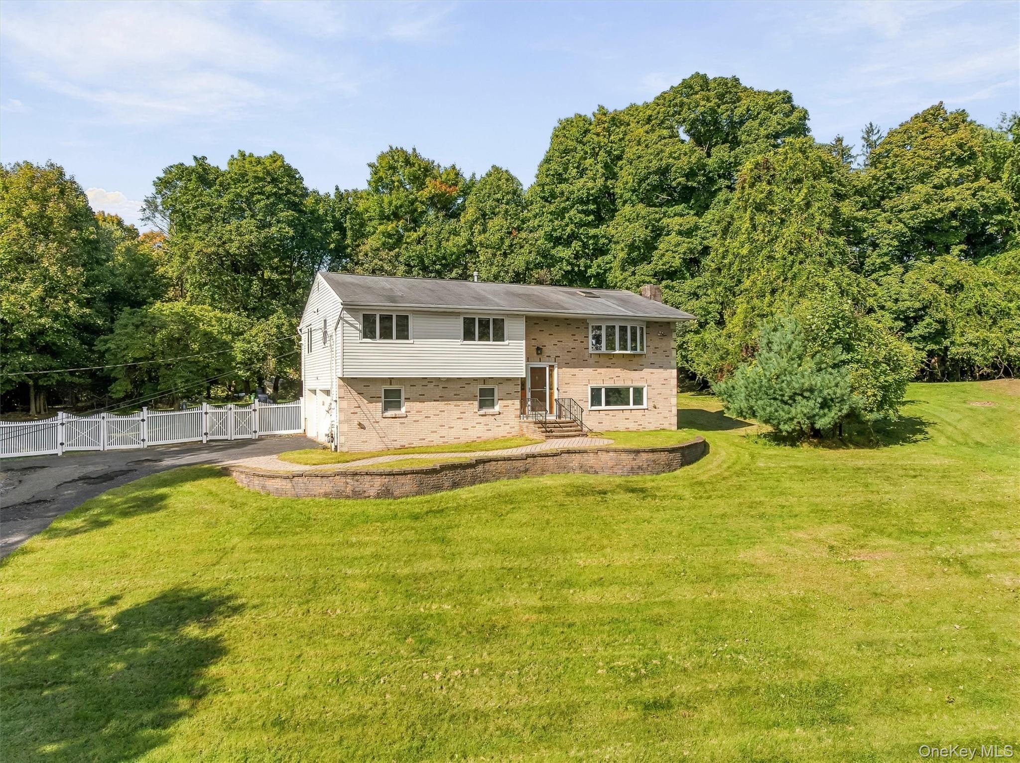 58 Regina Road – For Sale photo 4