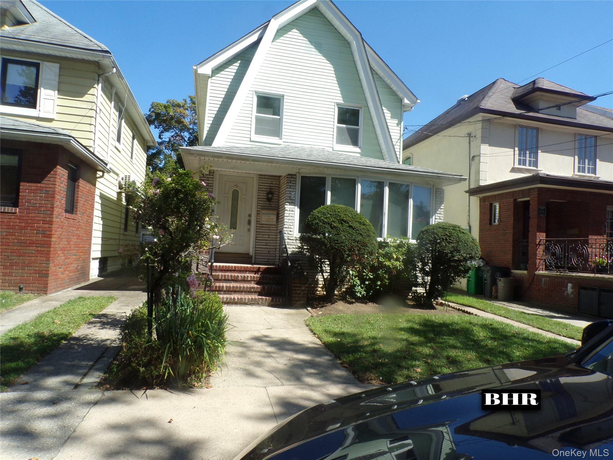 1821 E 27th Street – For Sale