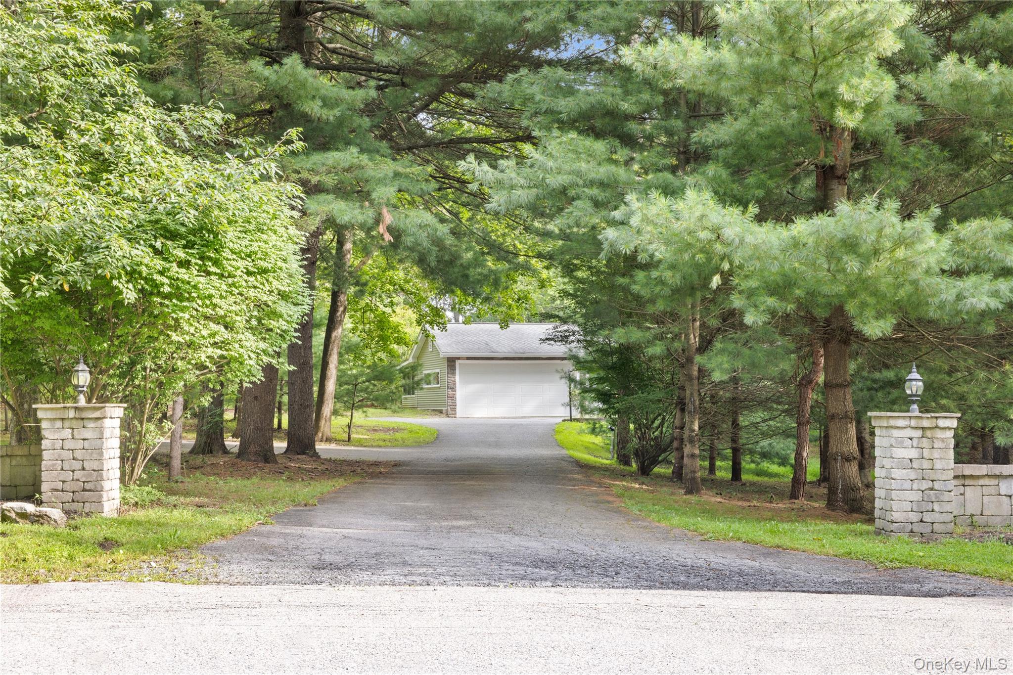 48 Theresa Boulevard – For Sale photo 42