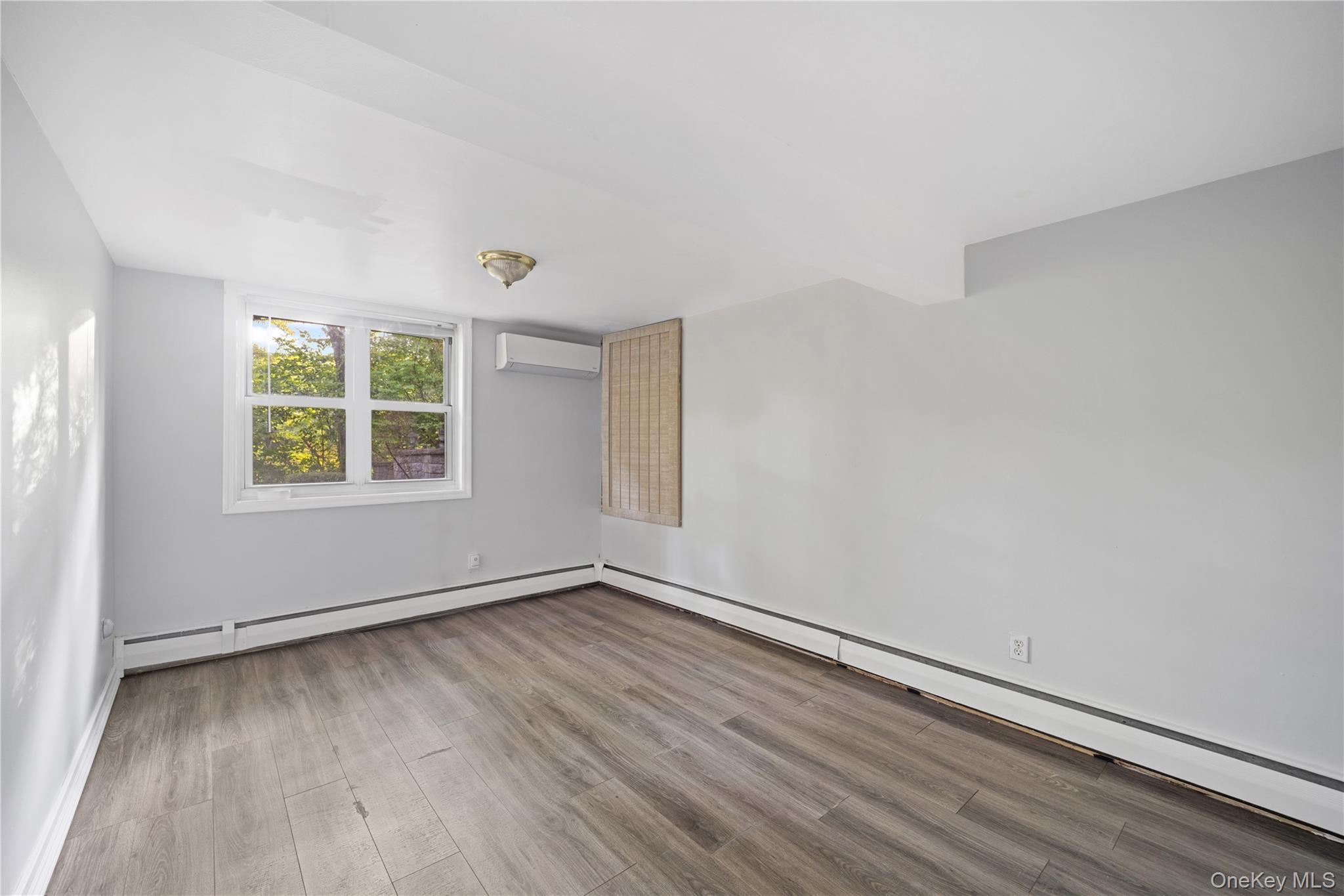 48 Theresa Boulevard – For Sale photo 36