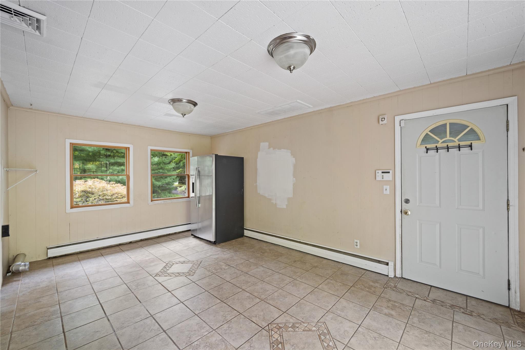 48 Theresa Boulevard – For Sale photo 10