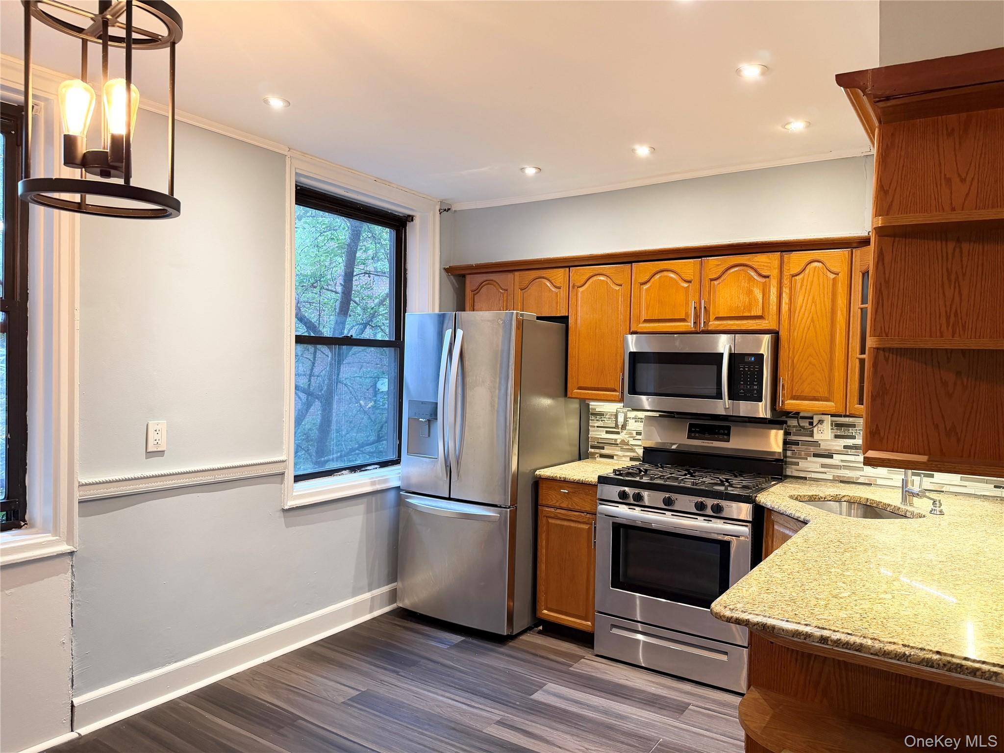412C Larchmont Acres West, Unit 2C photo 2