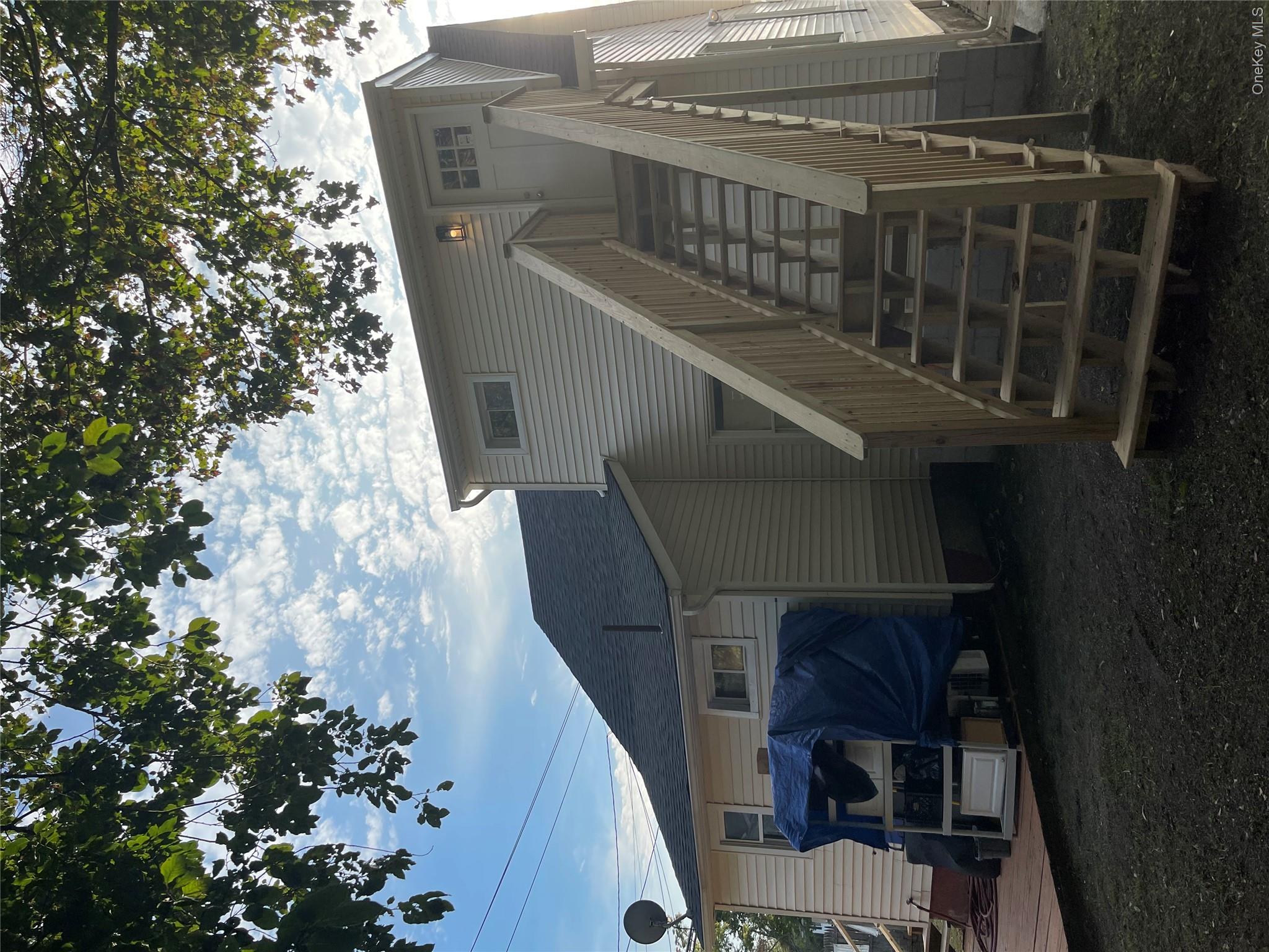 173 Ferndale Boulevard – For Sale photo 3