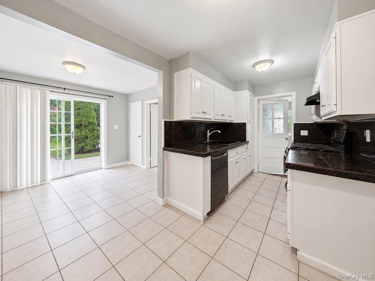 140 Whitman Road – For Sale photo 5