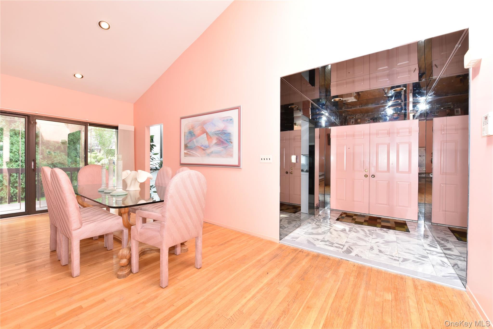 19 Woodcrest Drive – For Sale photo 8