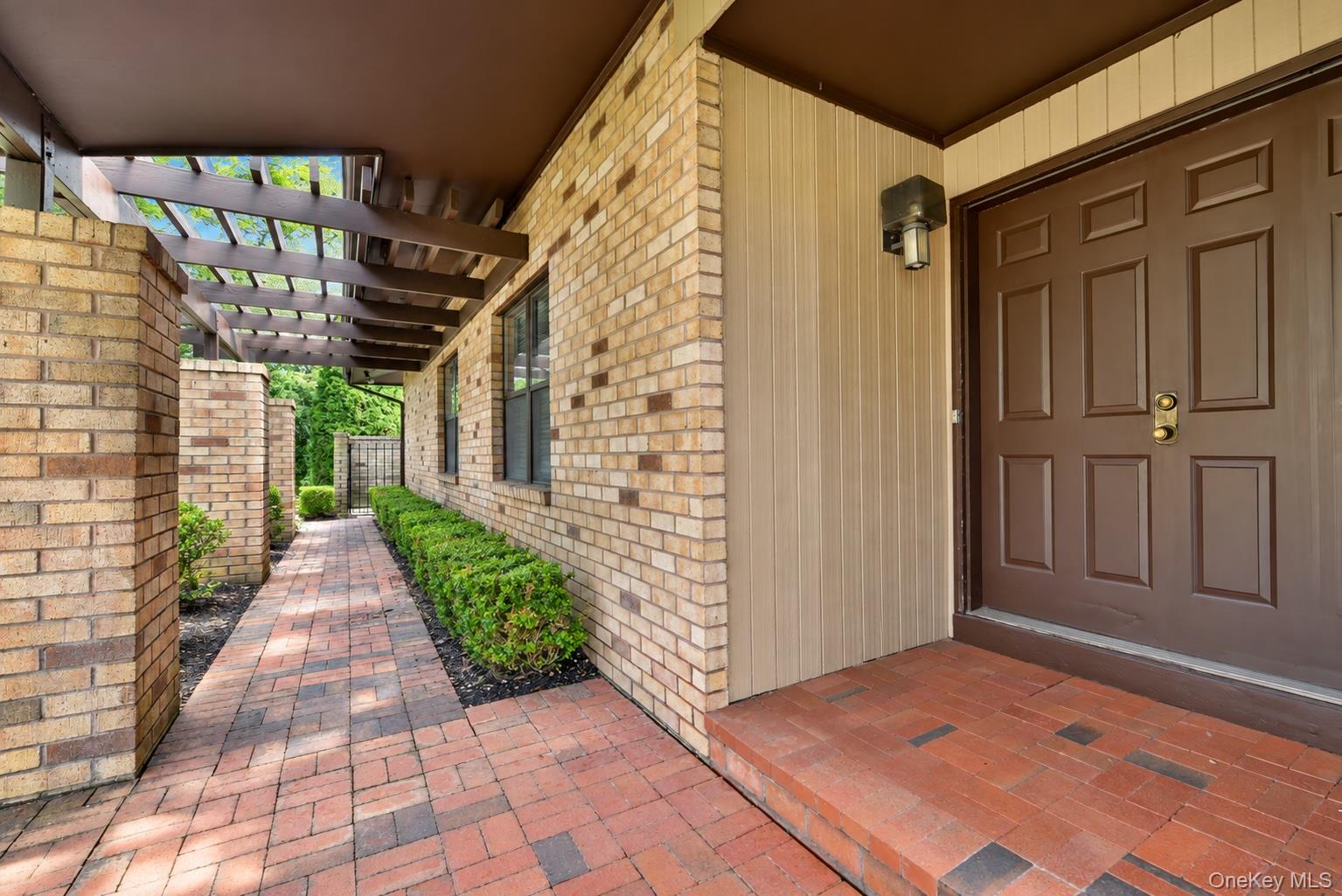19 Woodcrest Drive – For Sale photo 4