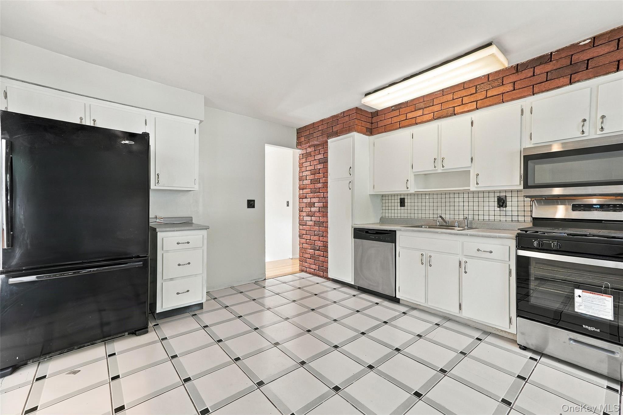 1 S Delaware Drive – For Sale photo 17