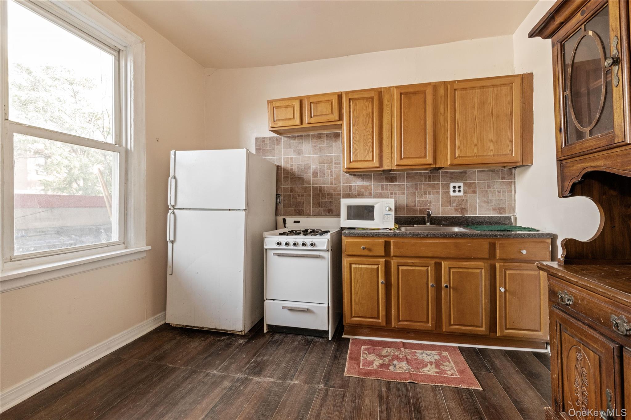 5504 Church Avenue – For Sale photo 9