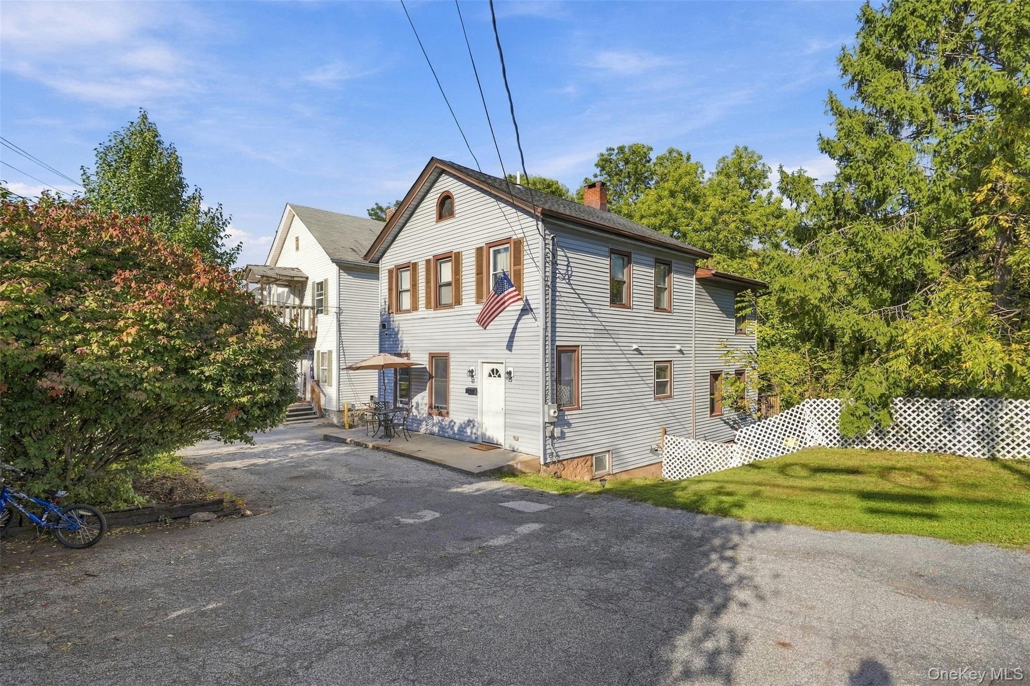 47 S Montgomery Street – For Sale photo 2