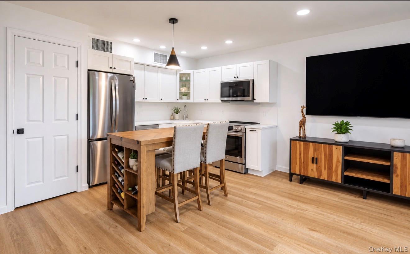 1 anchorage way way, Unit 1101 photo 4
