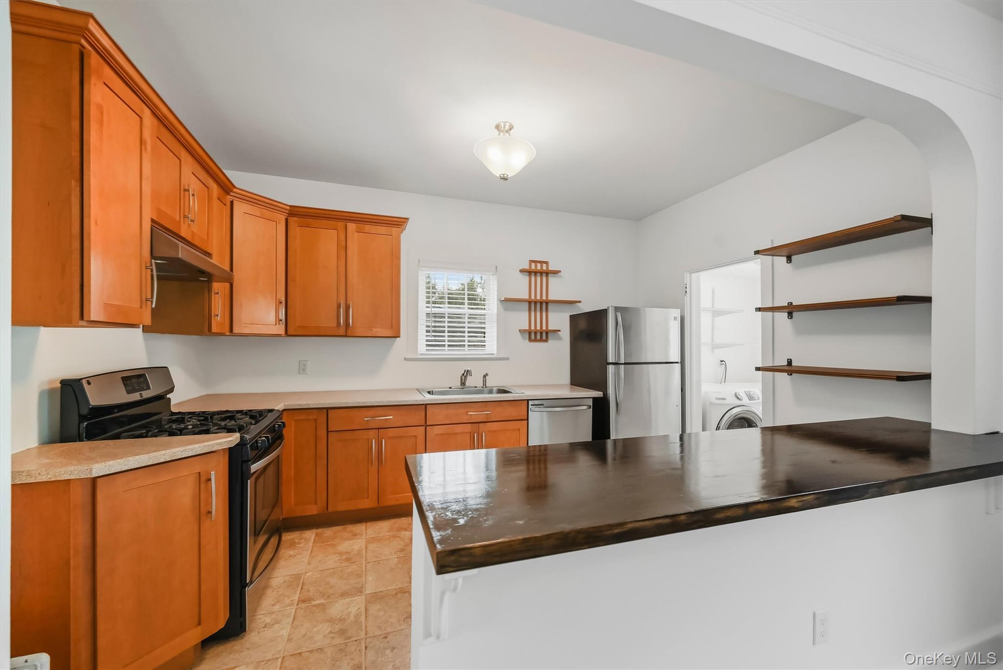 5 Central Avenue – For Sale photo 29