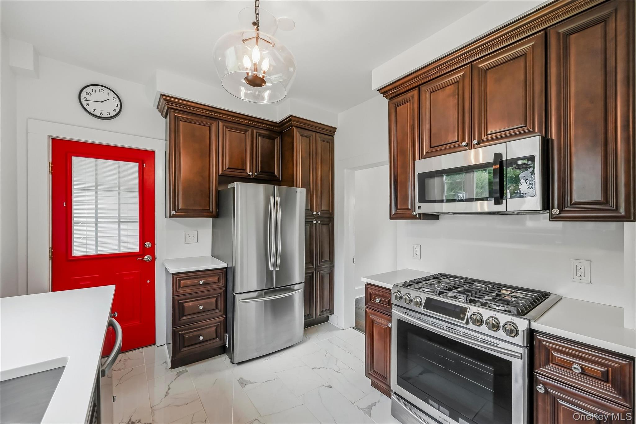 5 Central Avenue – For Sale photo 8