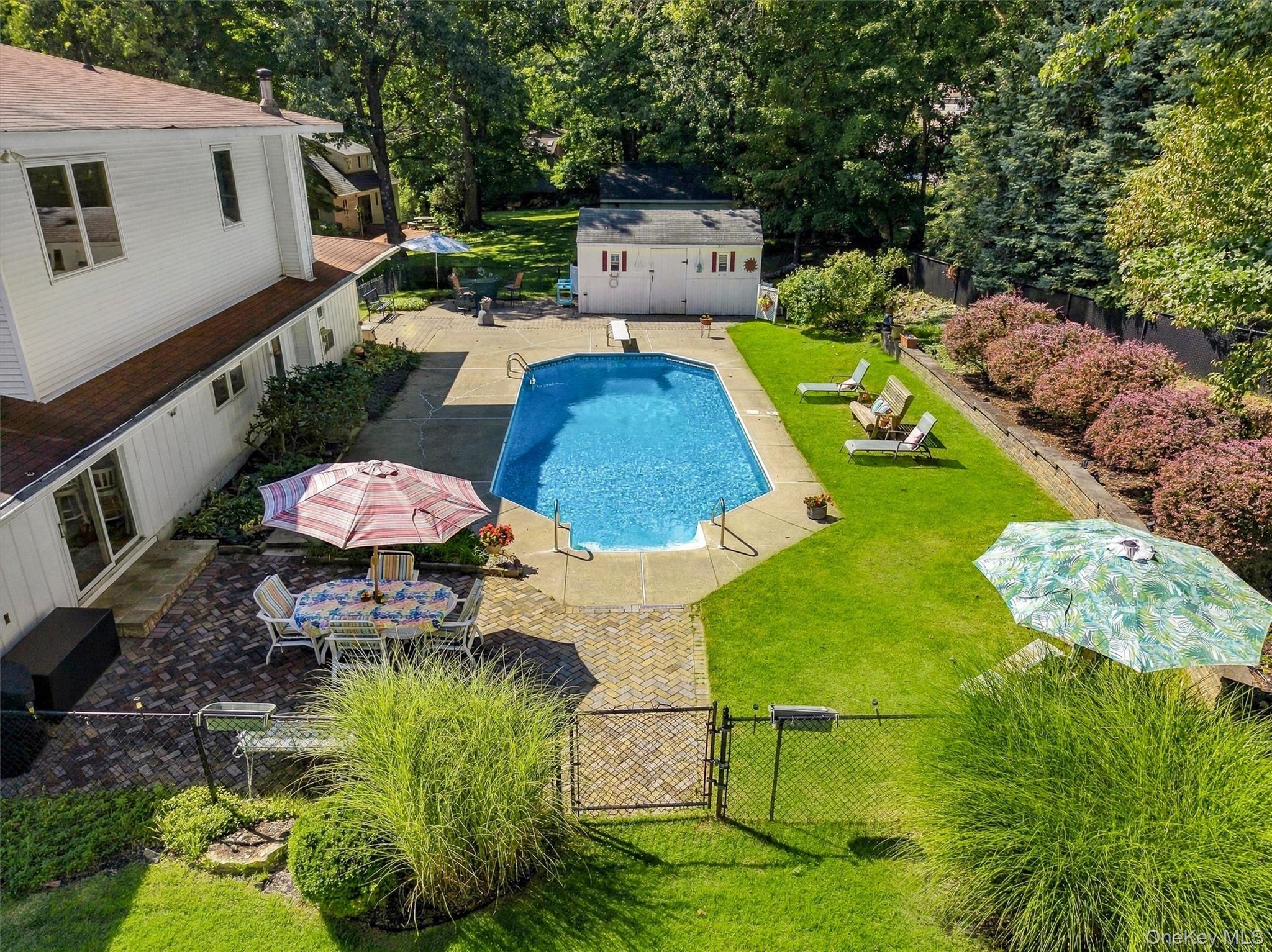 27 Margaret Road – For Sale photo 2