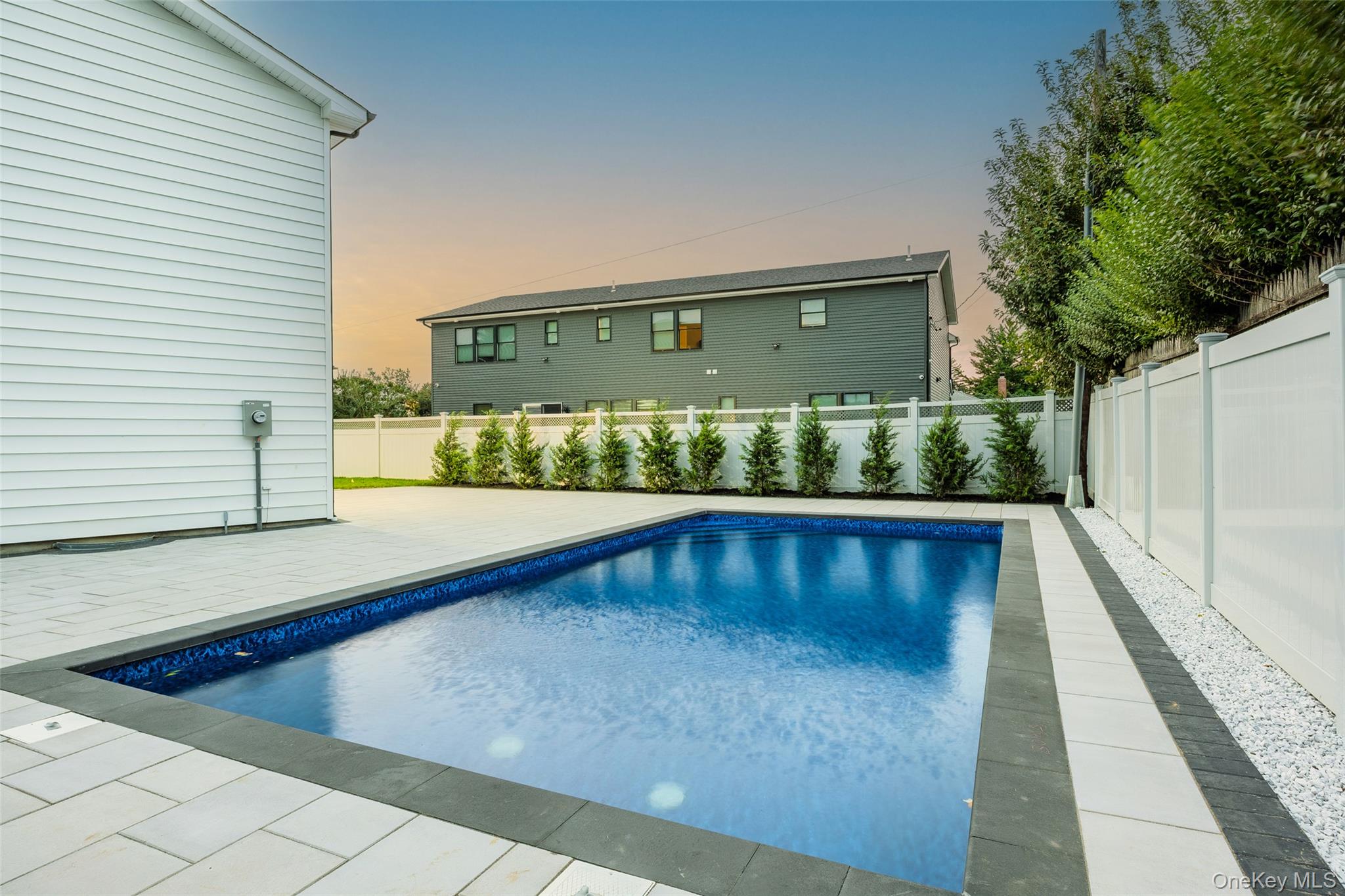 712 Bach Court – For Sale photo 39
