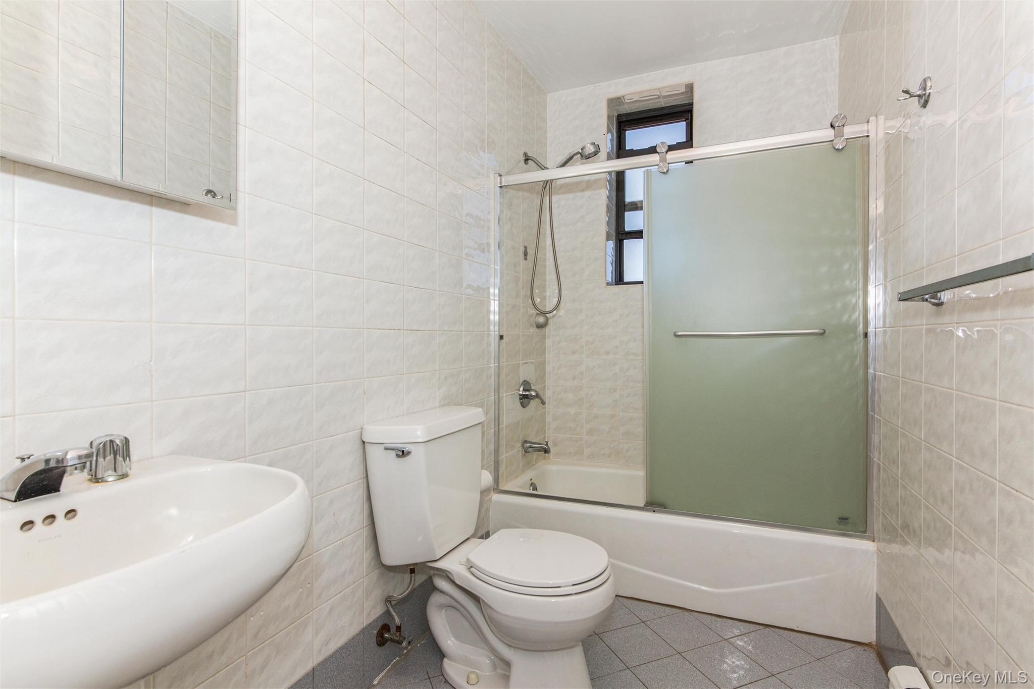25 W Broadway, Unit 503 photo 22