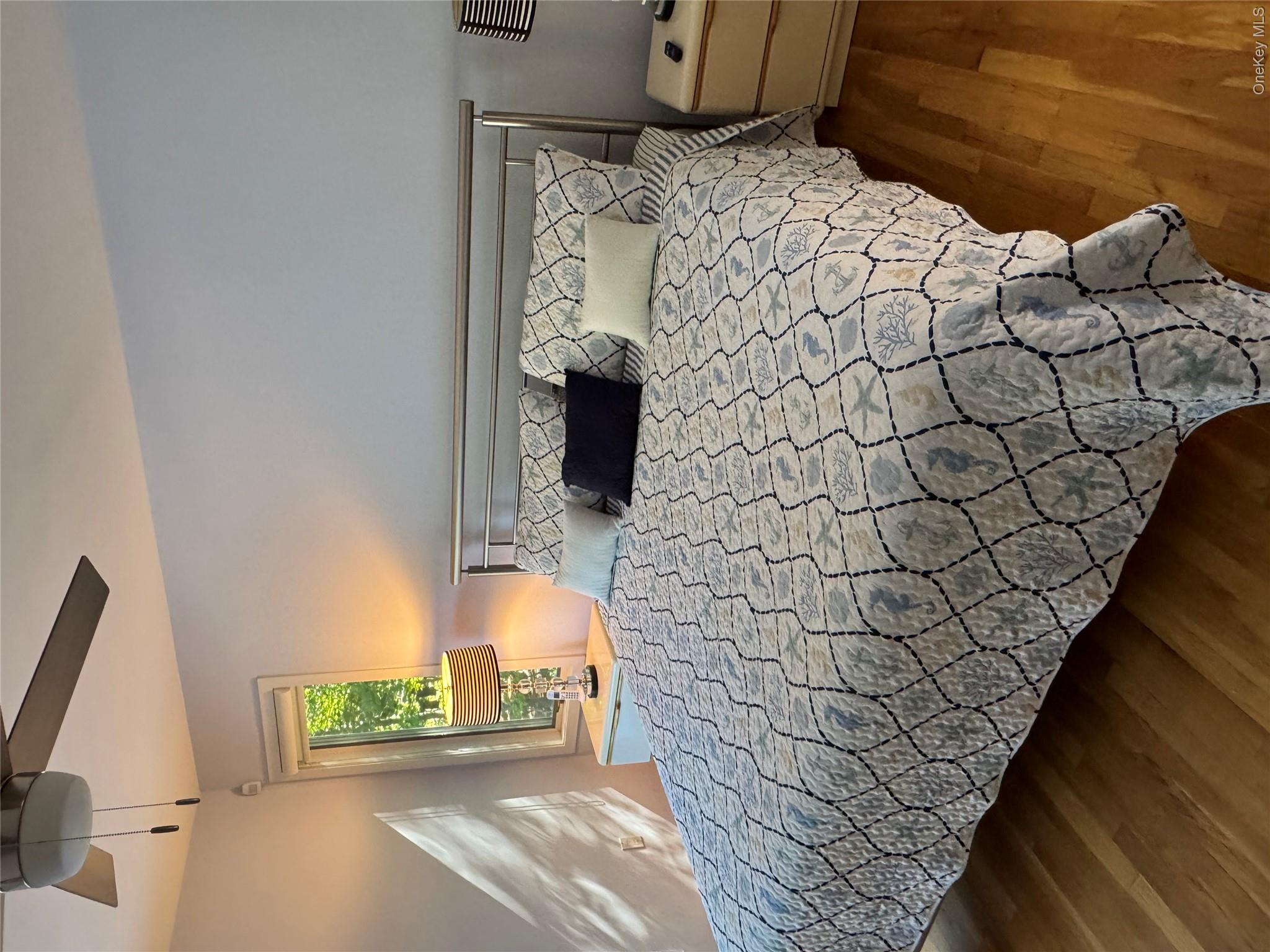2 Little Court – For Sale photo 16