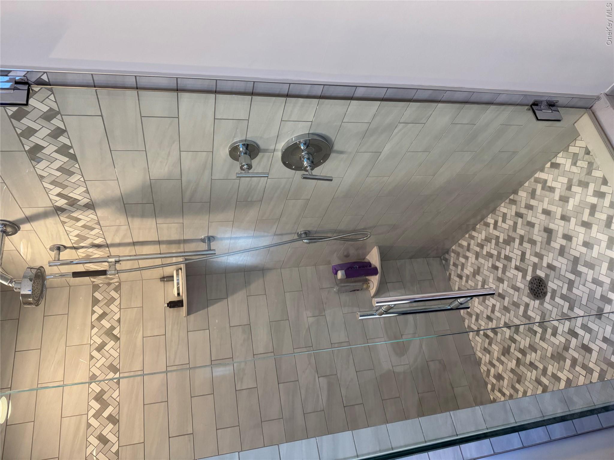 2 Little Court – For Sale photo 26
