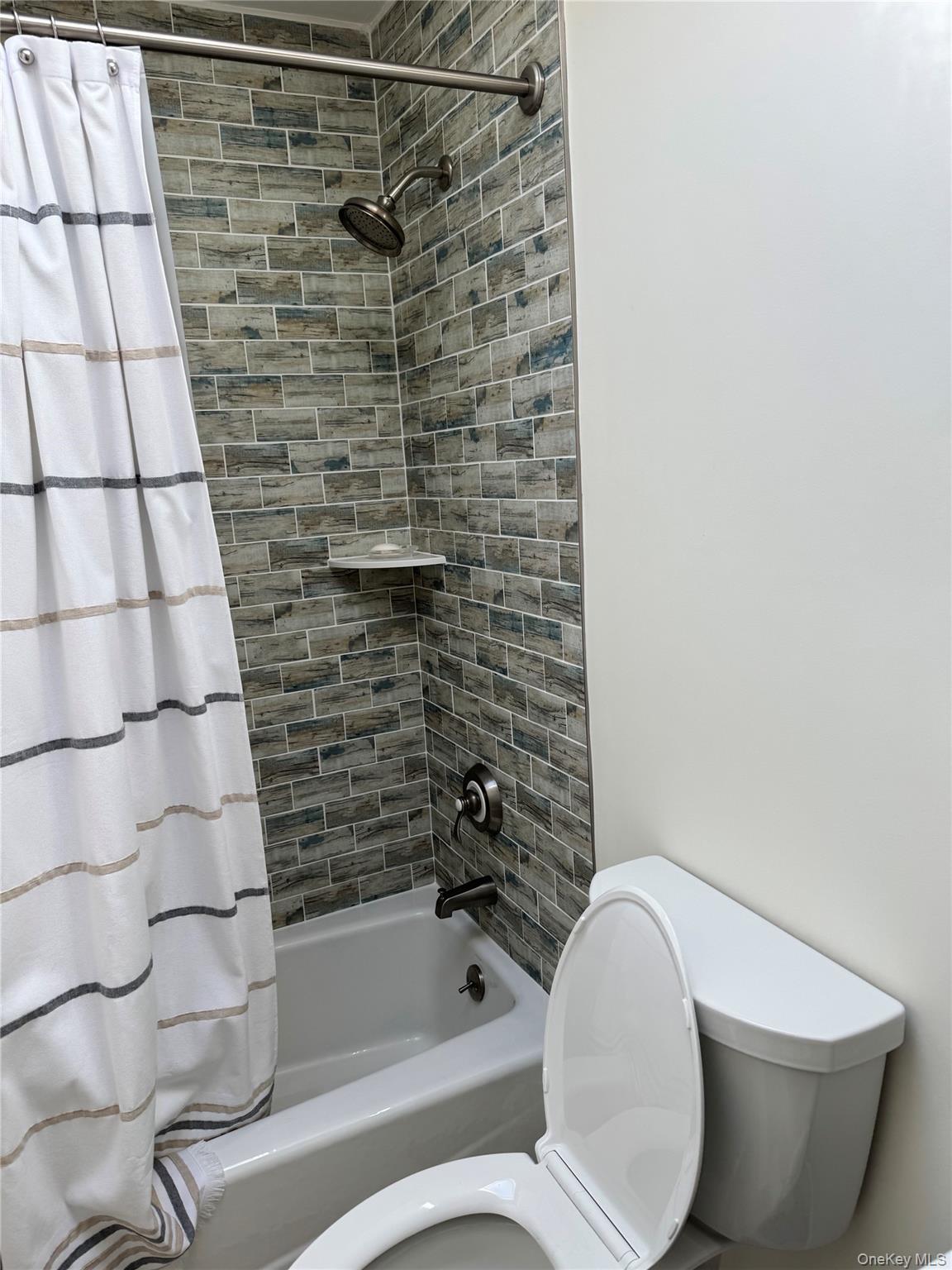 2 Little Court – For Sale photo 20