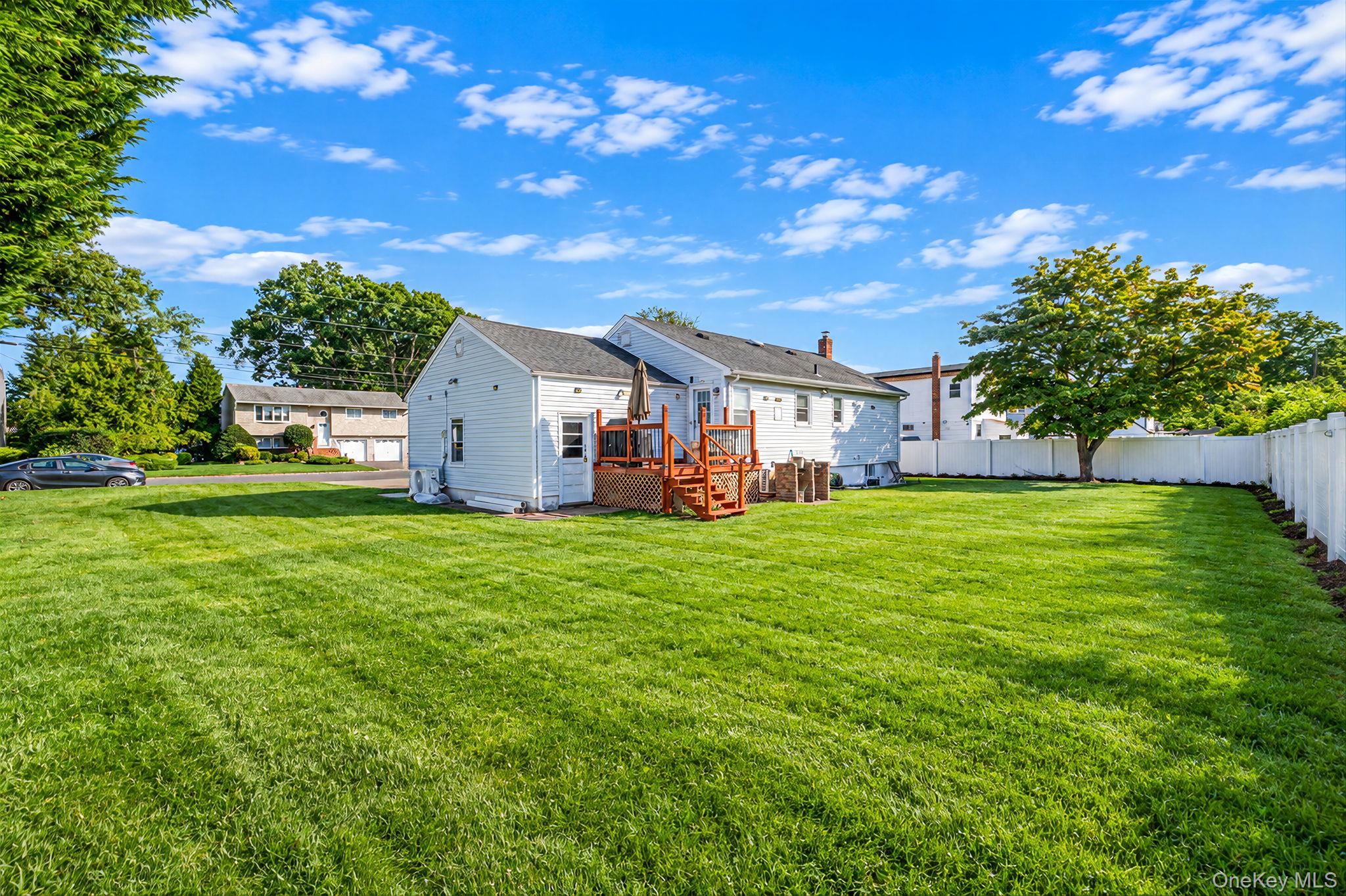 1477 6th Street – For Sale photo 17