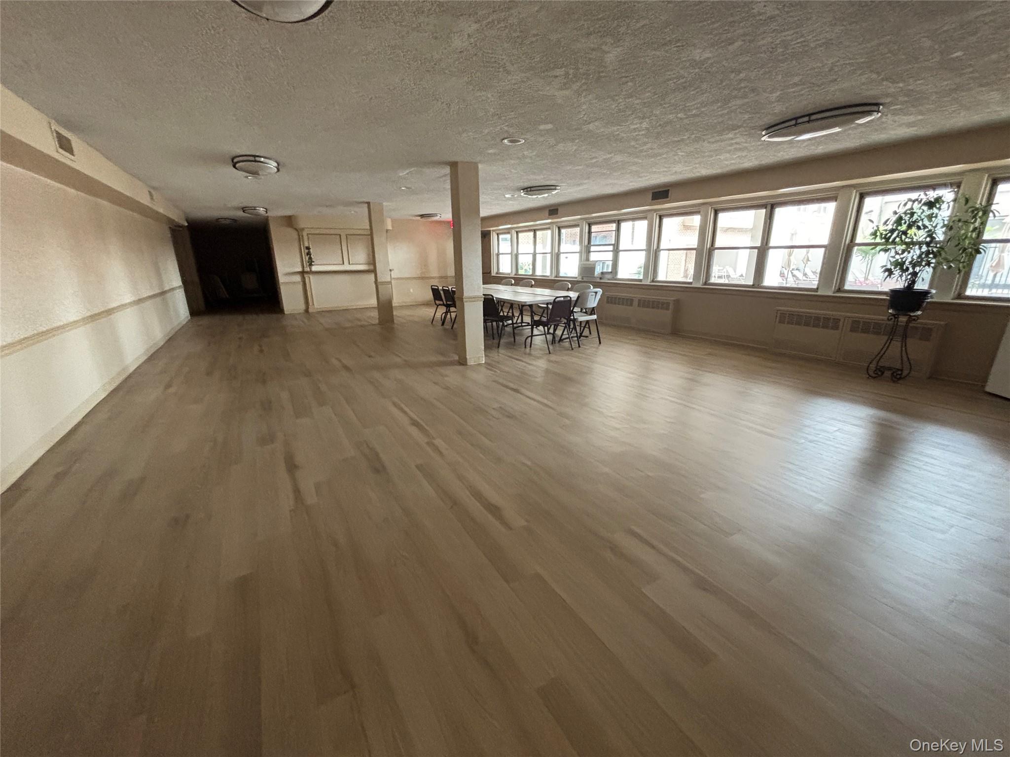 410 E. Broadway, Unit 3S photo 2