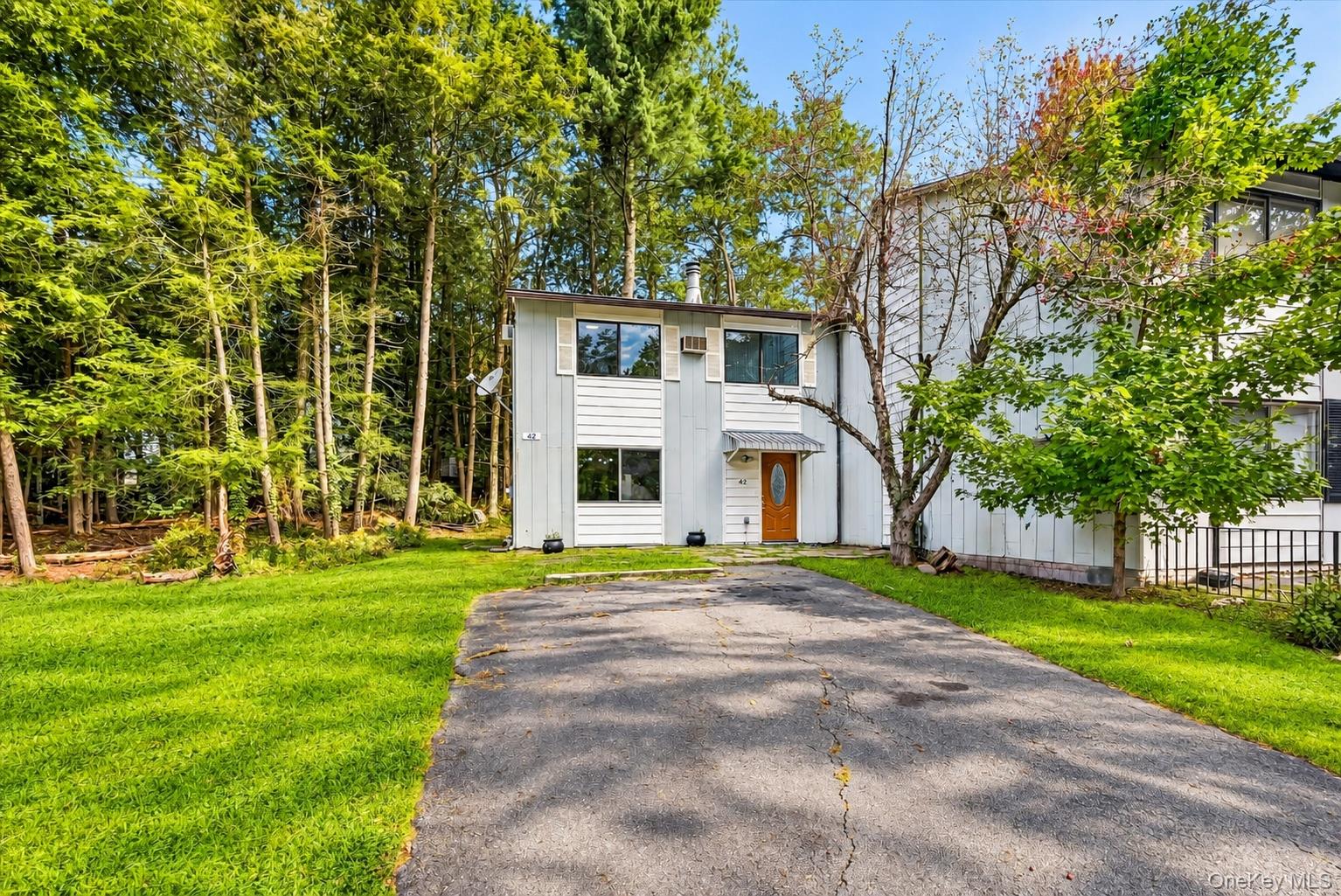 42 Peter Way – For Sale