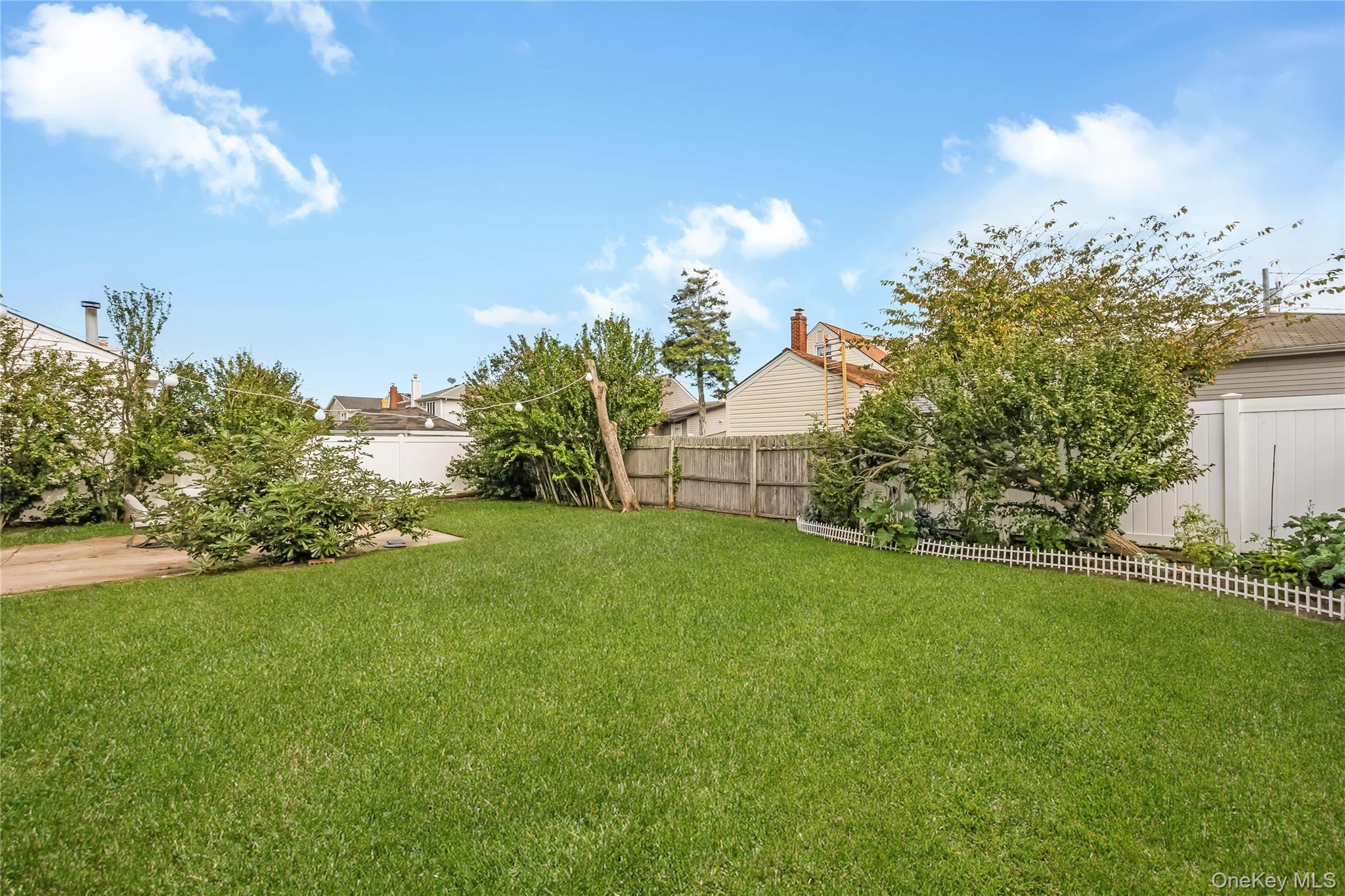 19 Rainbow Lane – For Sale photo 9