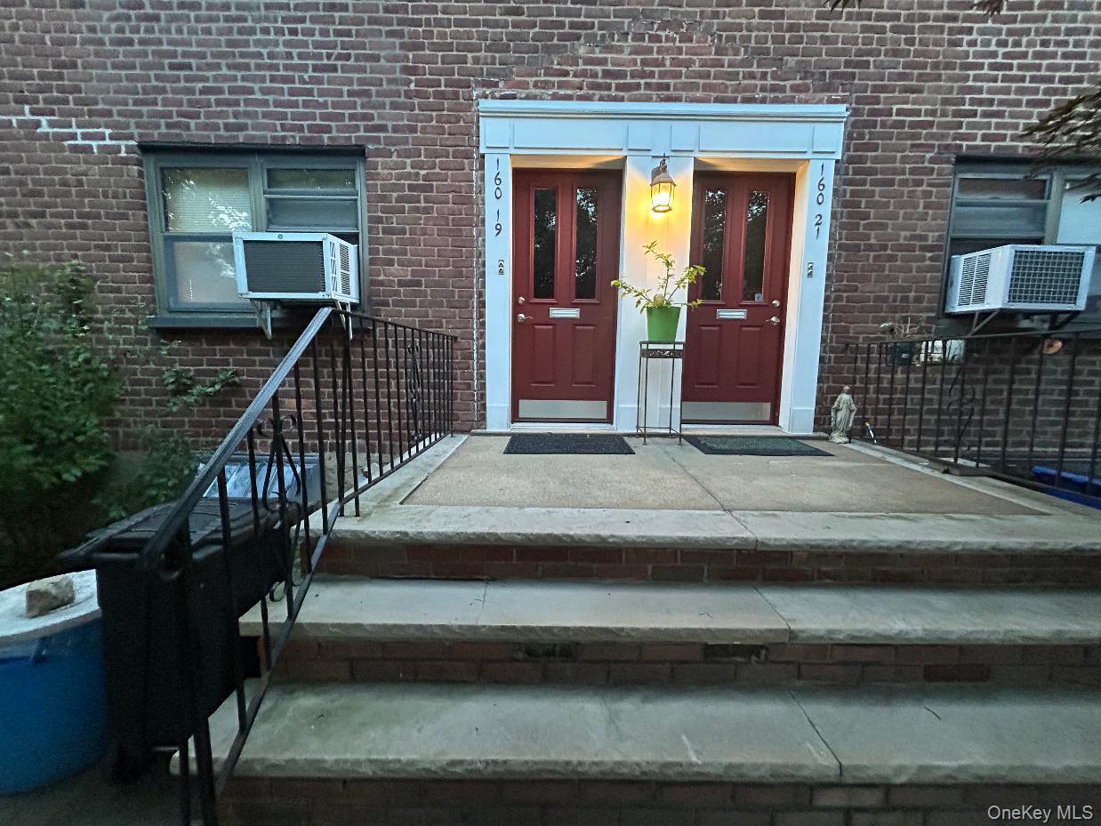 160-19 17th Avenue, Unit 6-400 photo 6
