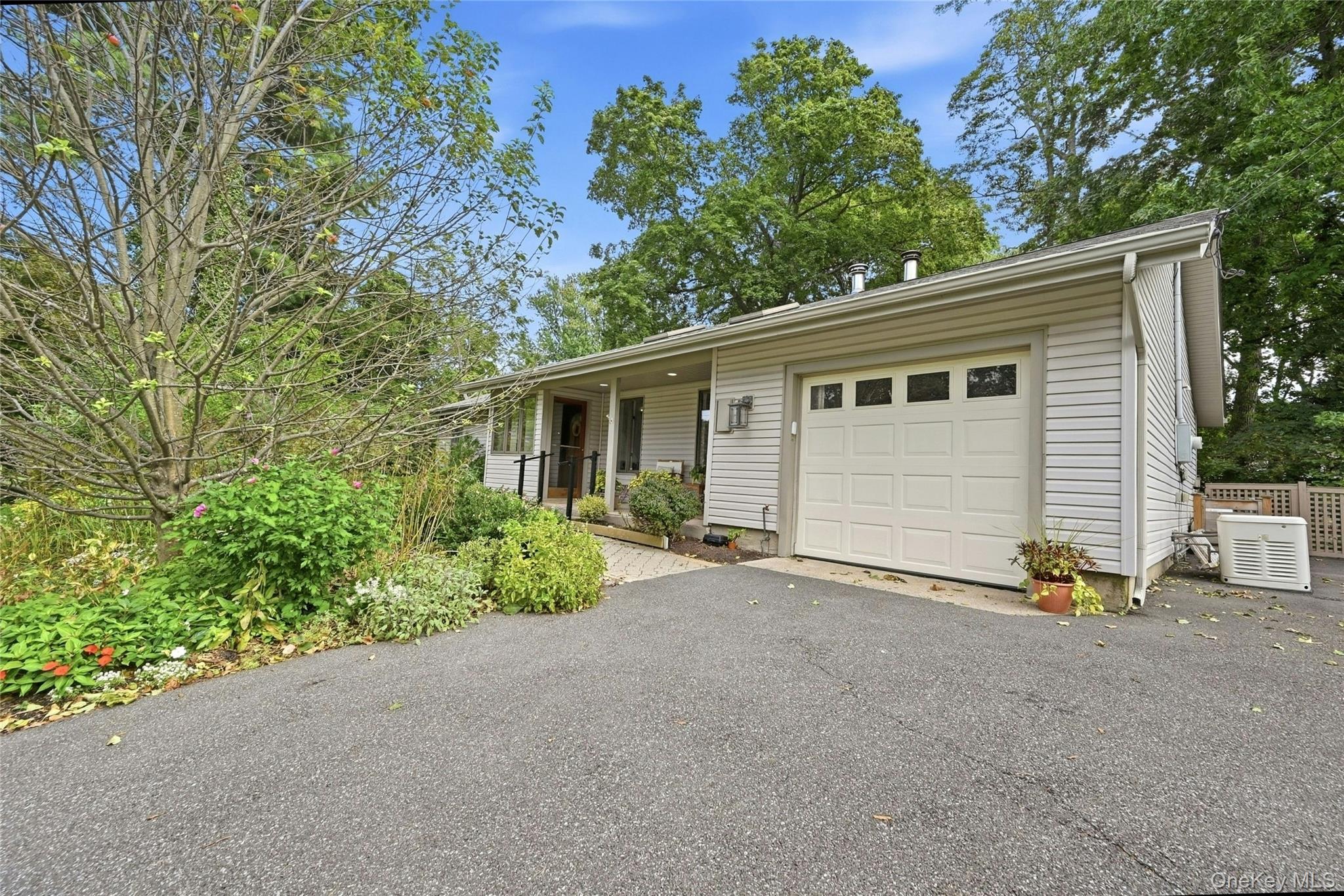 68 Woodland Road – For Sale photo 3