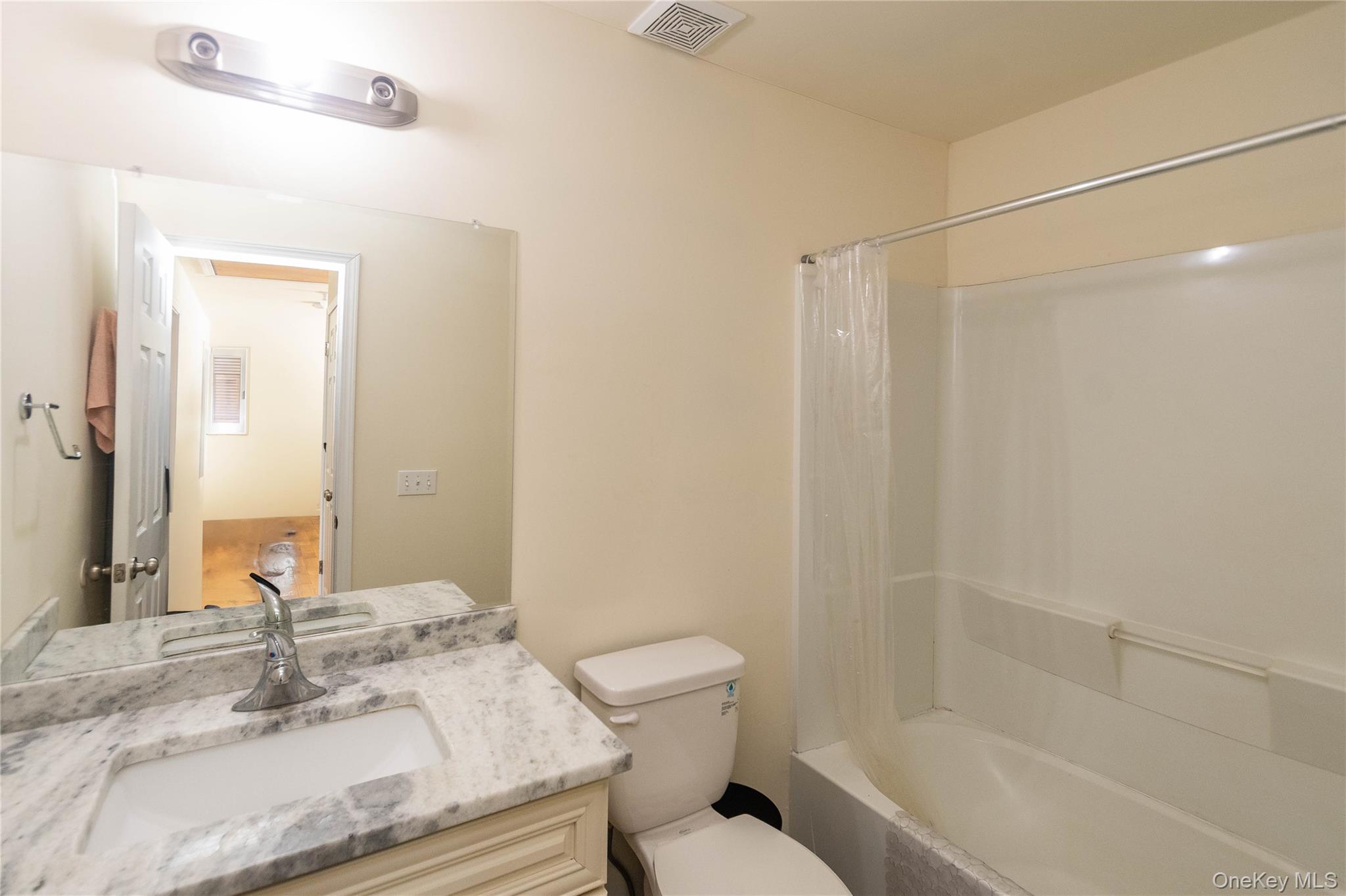 62 BRISTOL Circle – For Rent photo 28