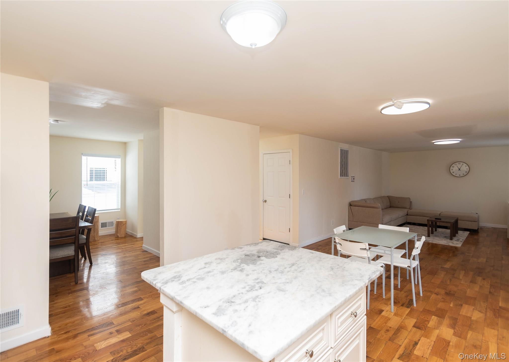 62 BRISTOL Circle – For Rent photo 11