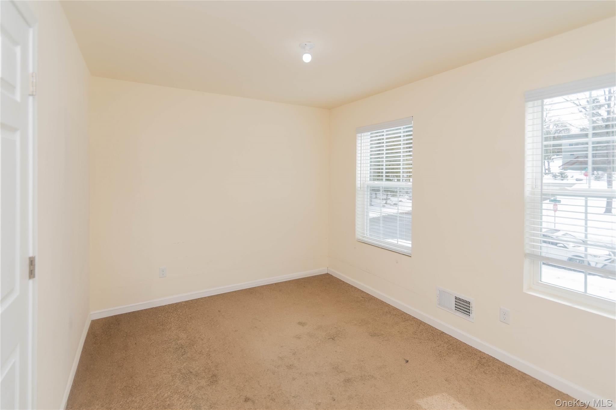 62 BRISTOL Circle – For Rent photo 27