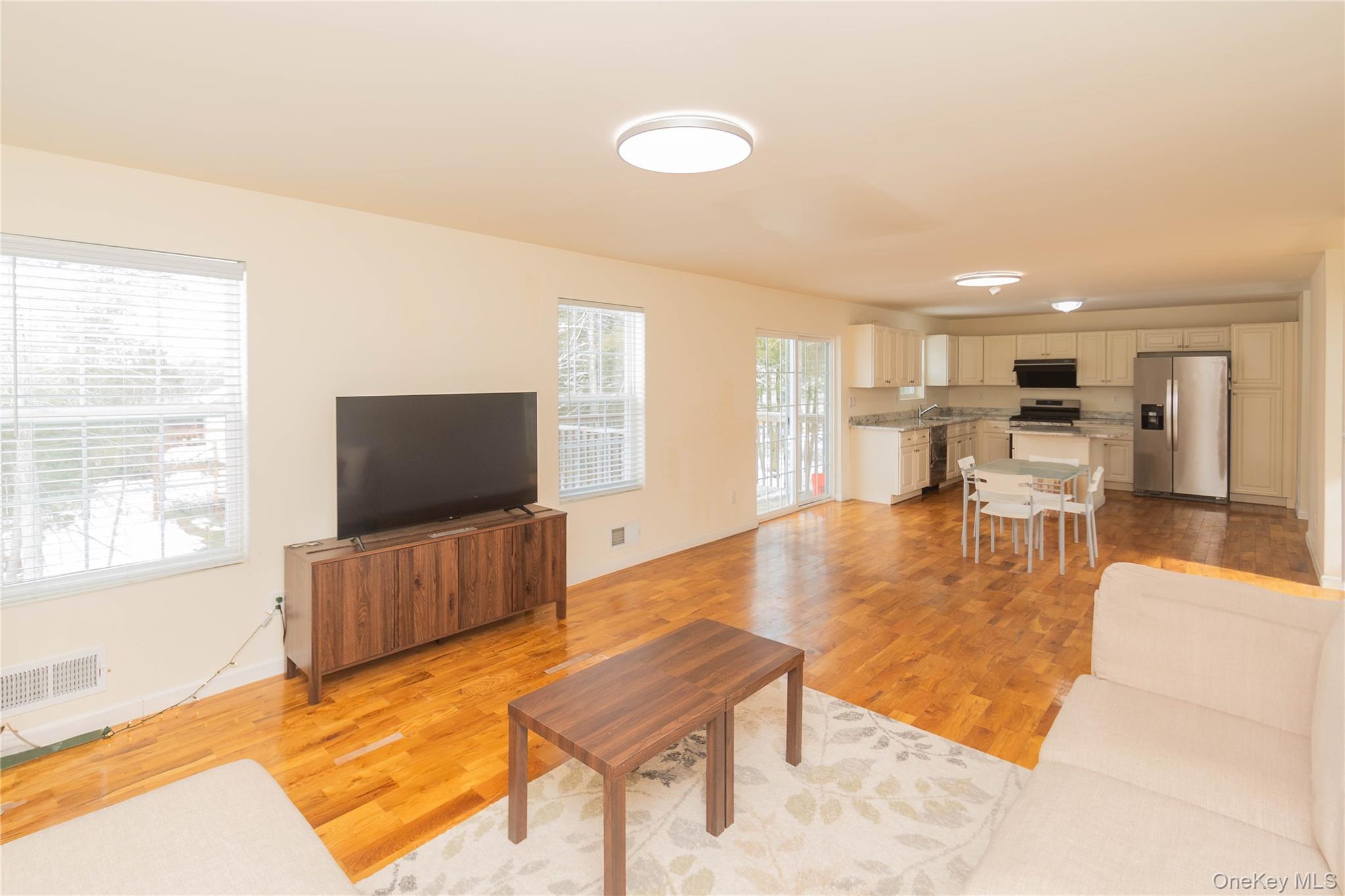 62 BRISTOL Circle – For Rent photo 19